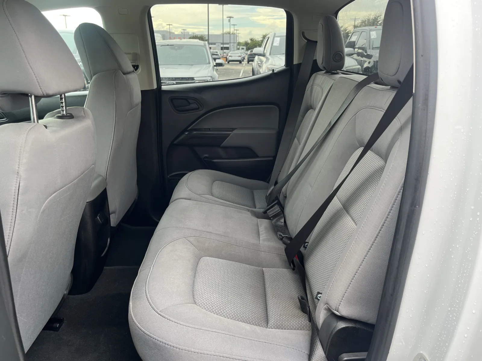 Chevrolet Colorado photo 24