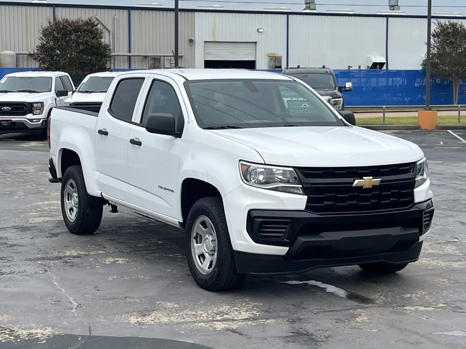 Chevrolet Colorado photo 3