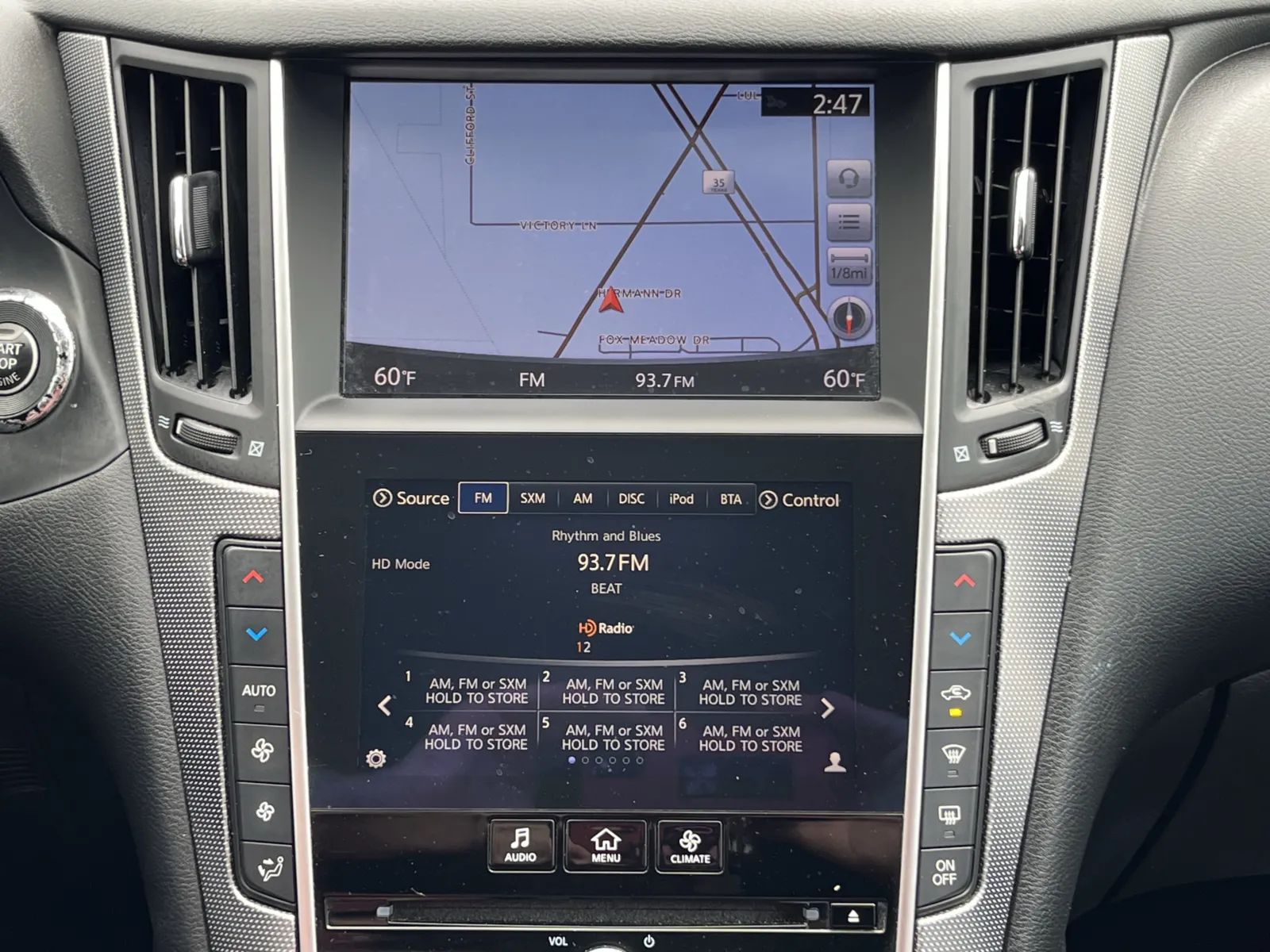 Infiniti Q50 photo 6