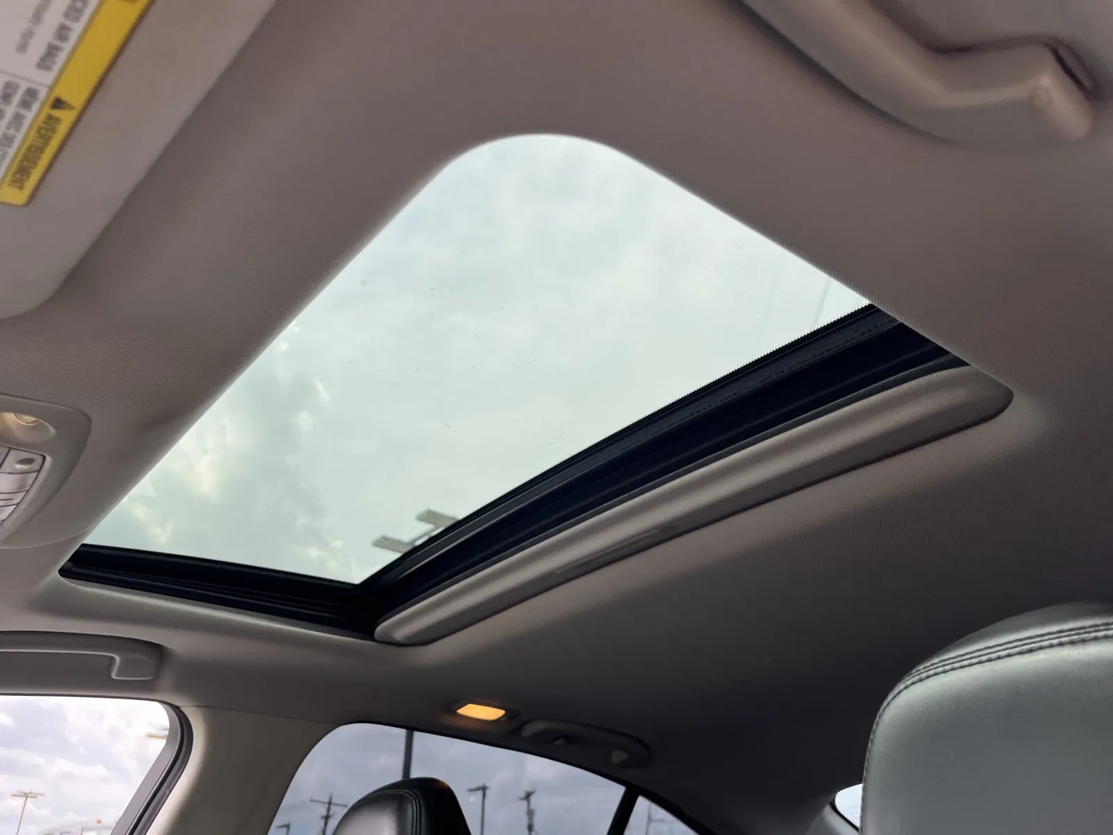 Infiniti Q50 photo 7