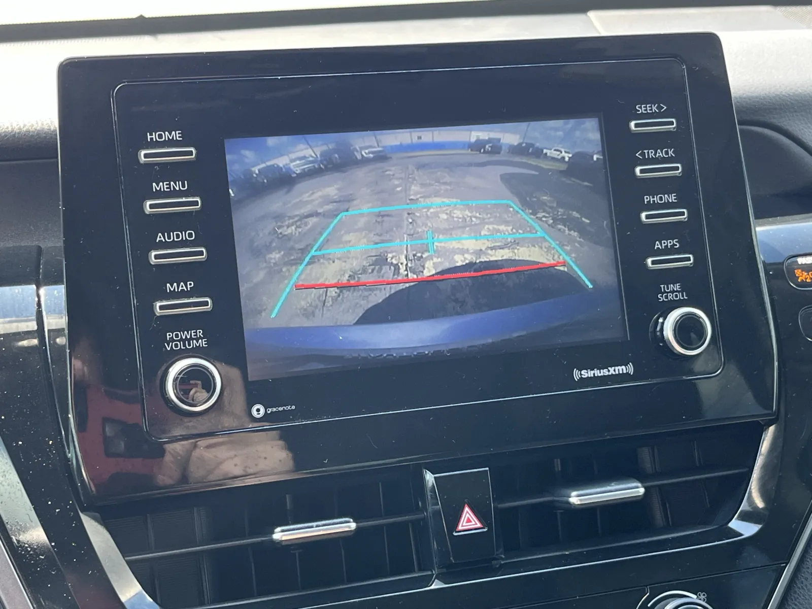 Toyota Camry photo 5