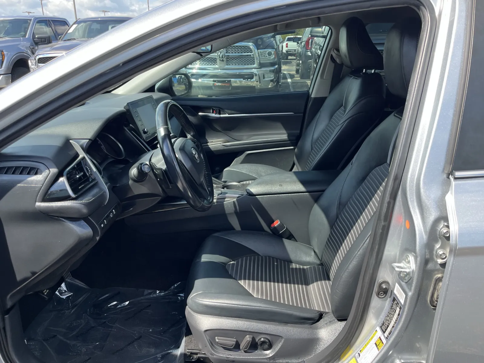 Toyota Camry photo 24