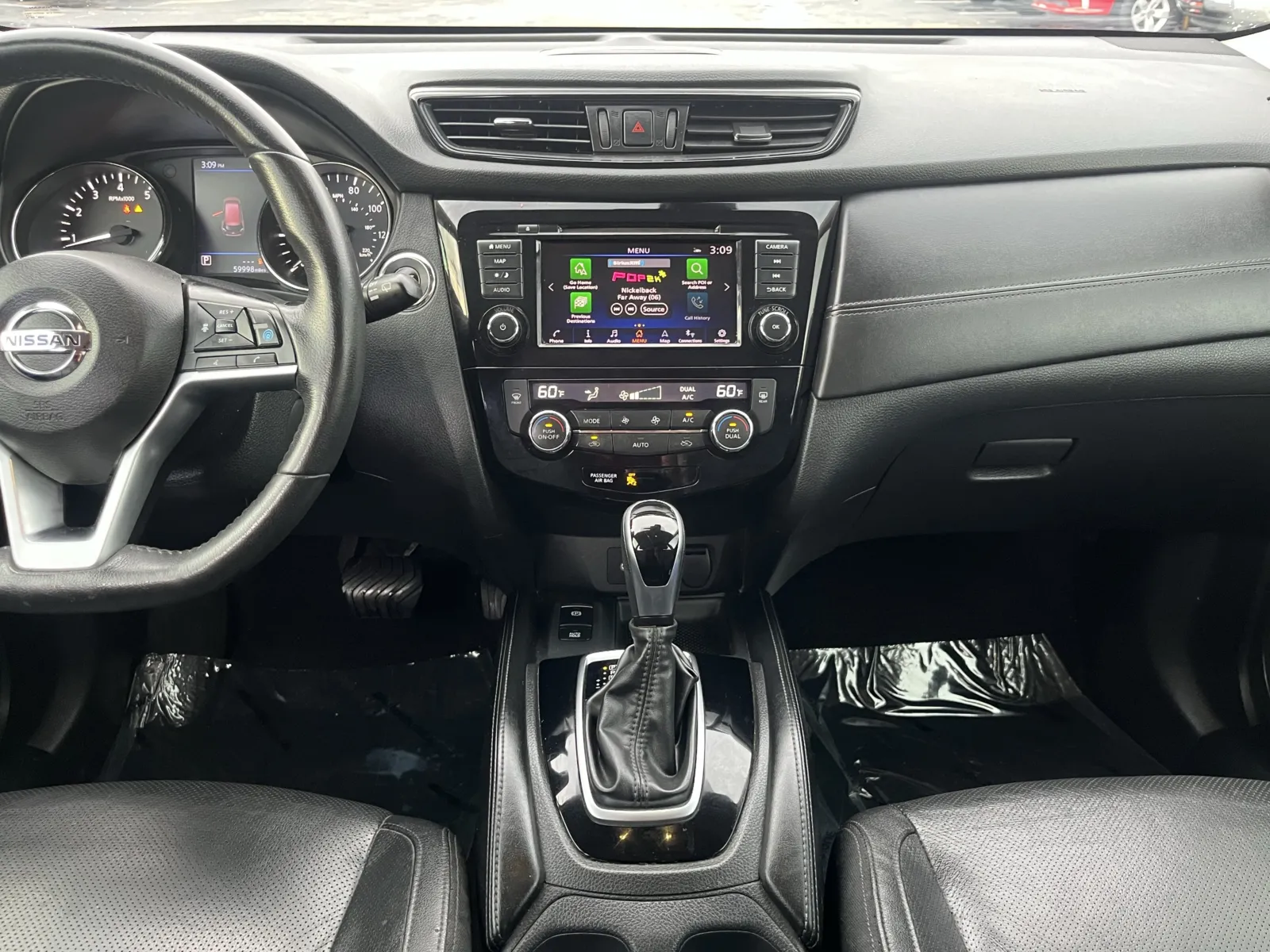 Nissan Rogue photo 24