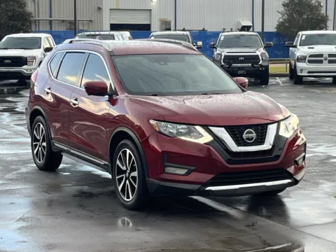 Another view of 2020 Nissan Rogue SL for sale in Alvin, TX at Auto Boutique Texas