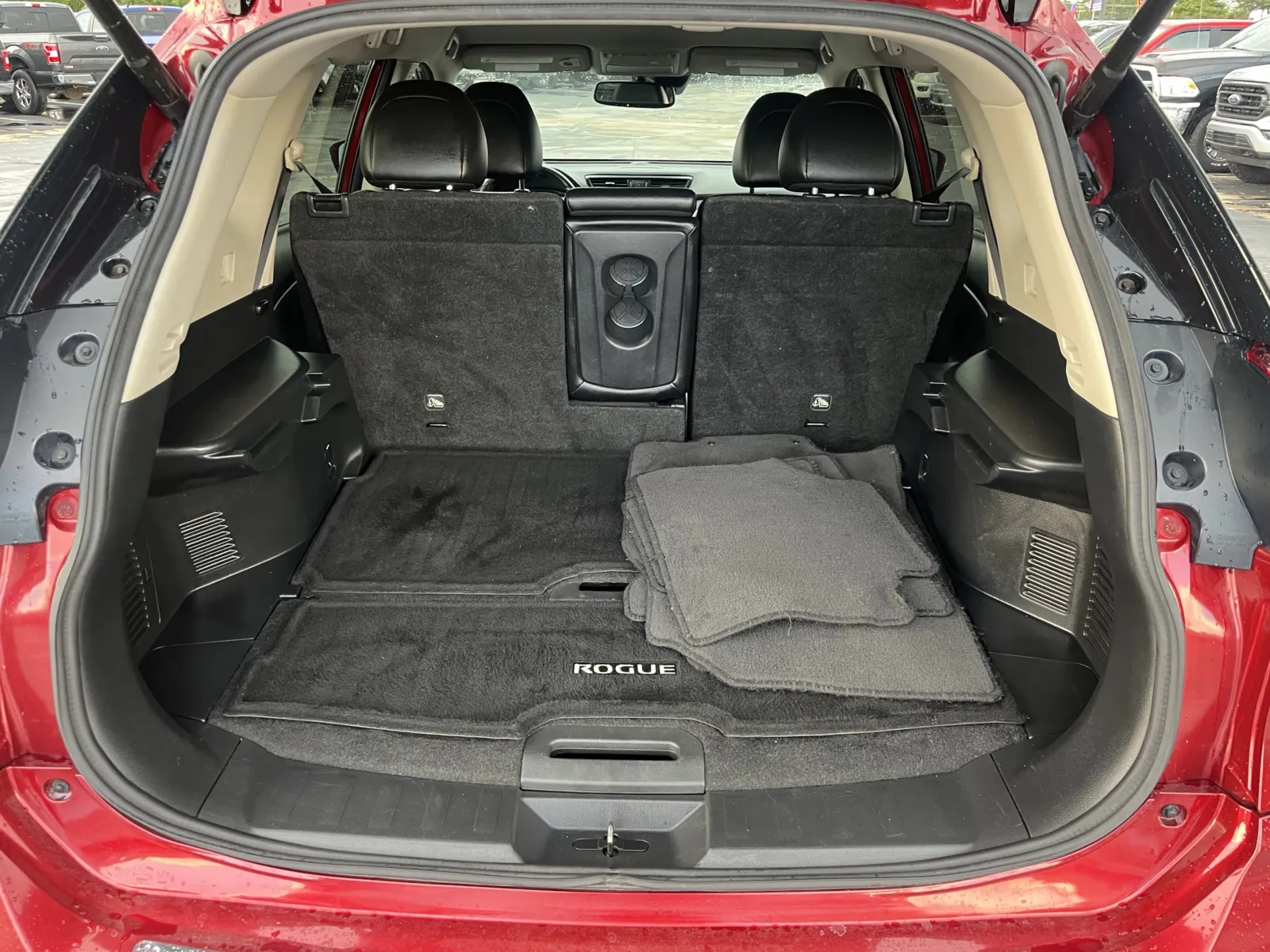 Nissan Rogue photo 12