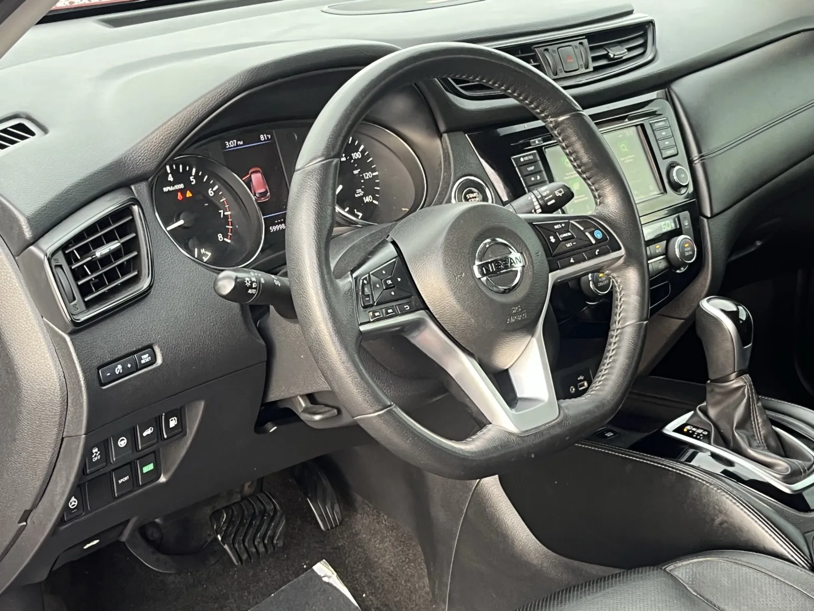 Nissan Rogue photo 15