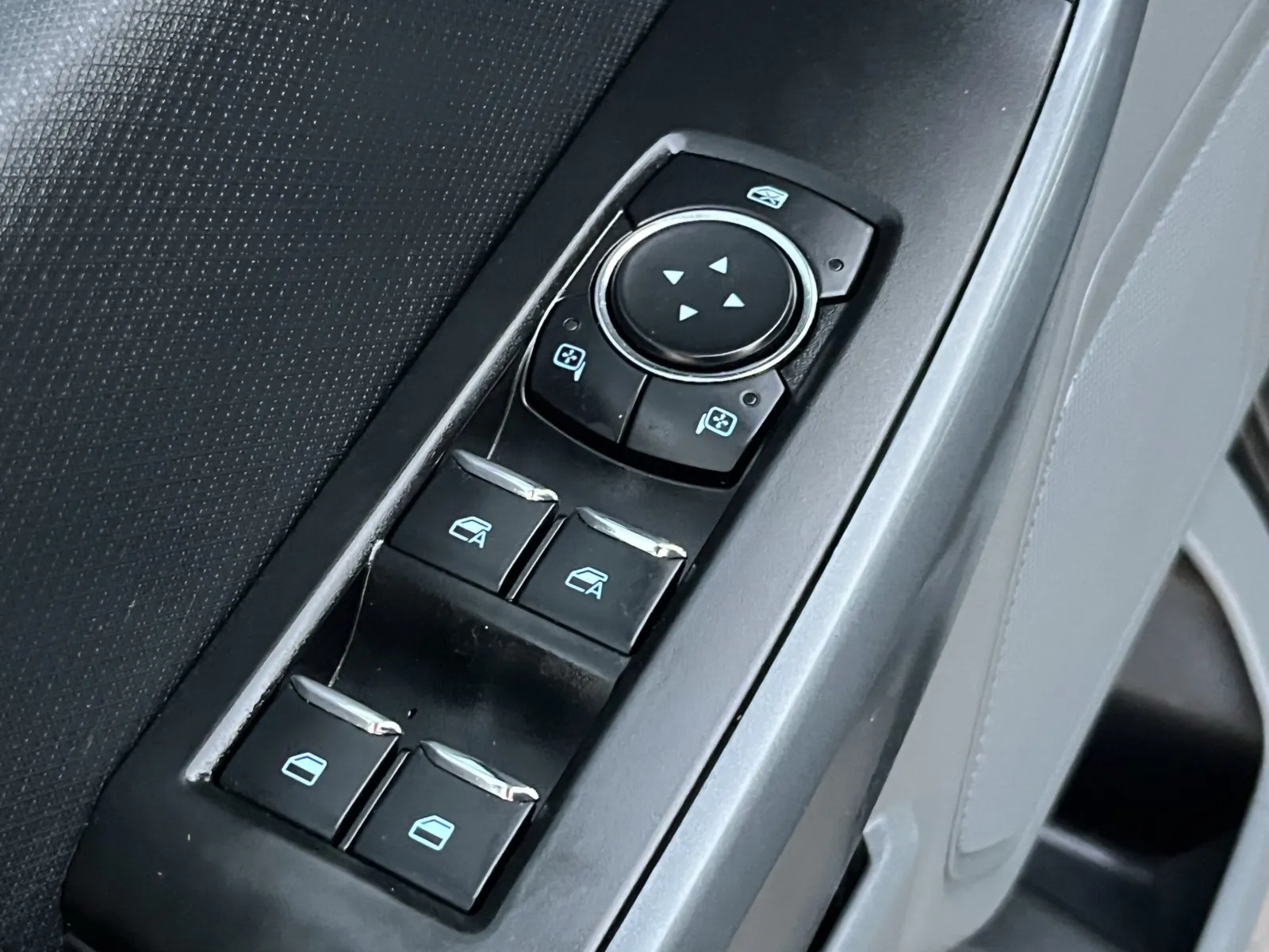 Ford F-150 photo 22