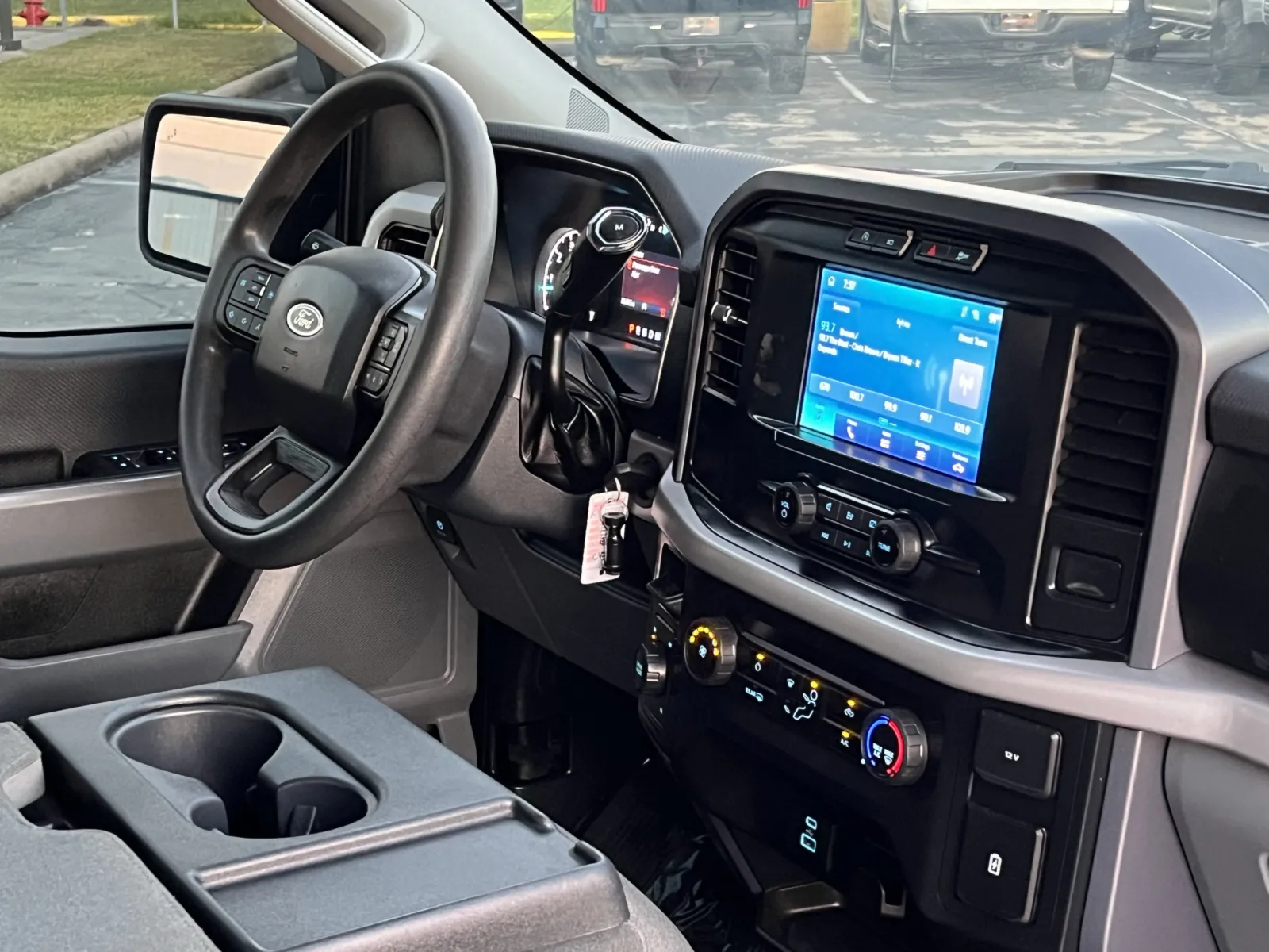 Ford F-150 photo 13