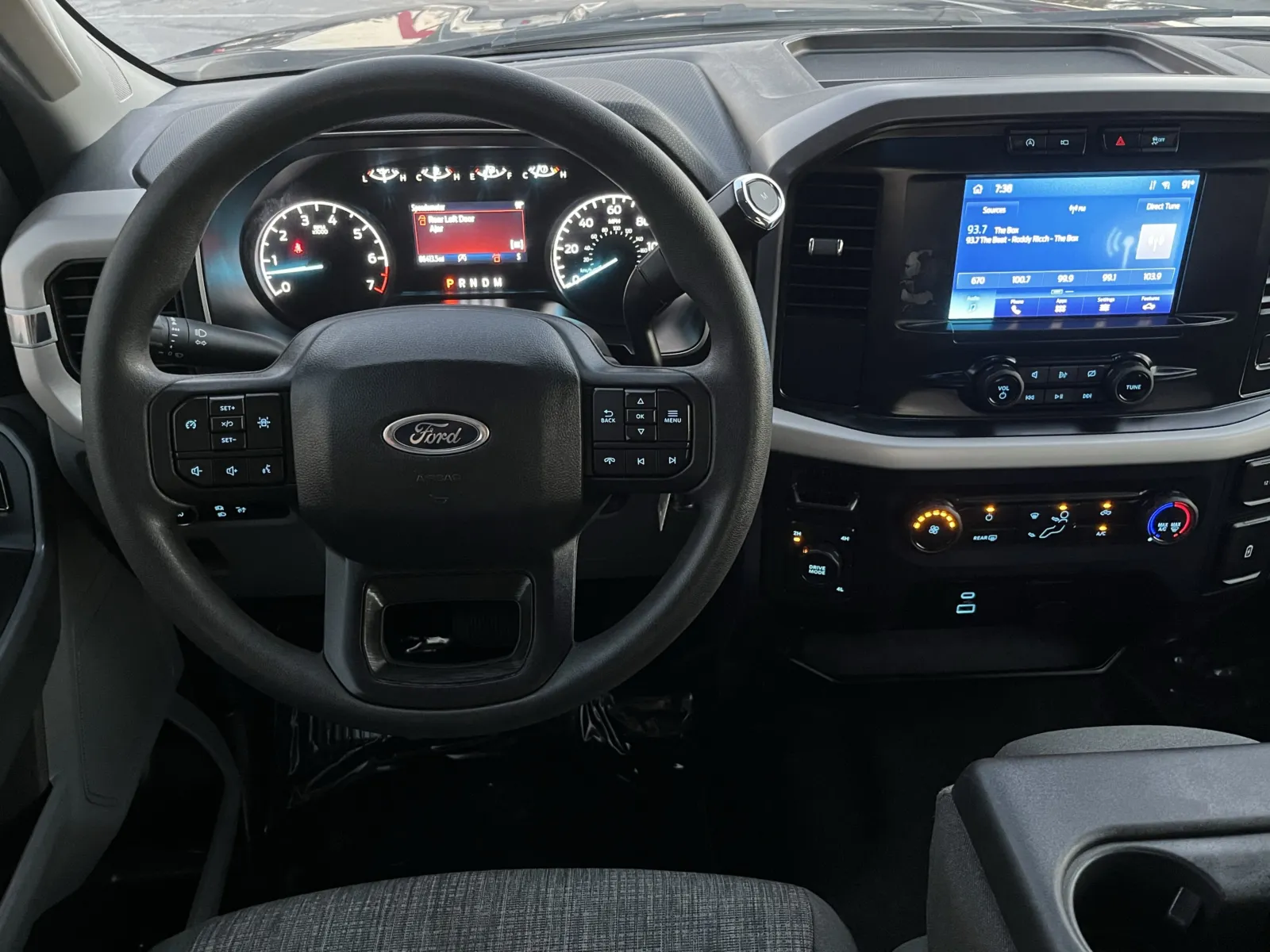 Ford F-150 photo 14