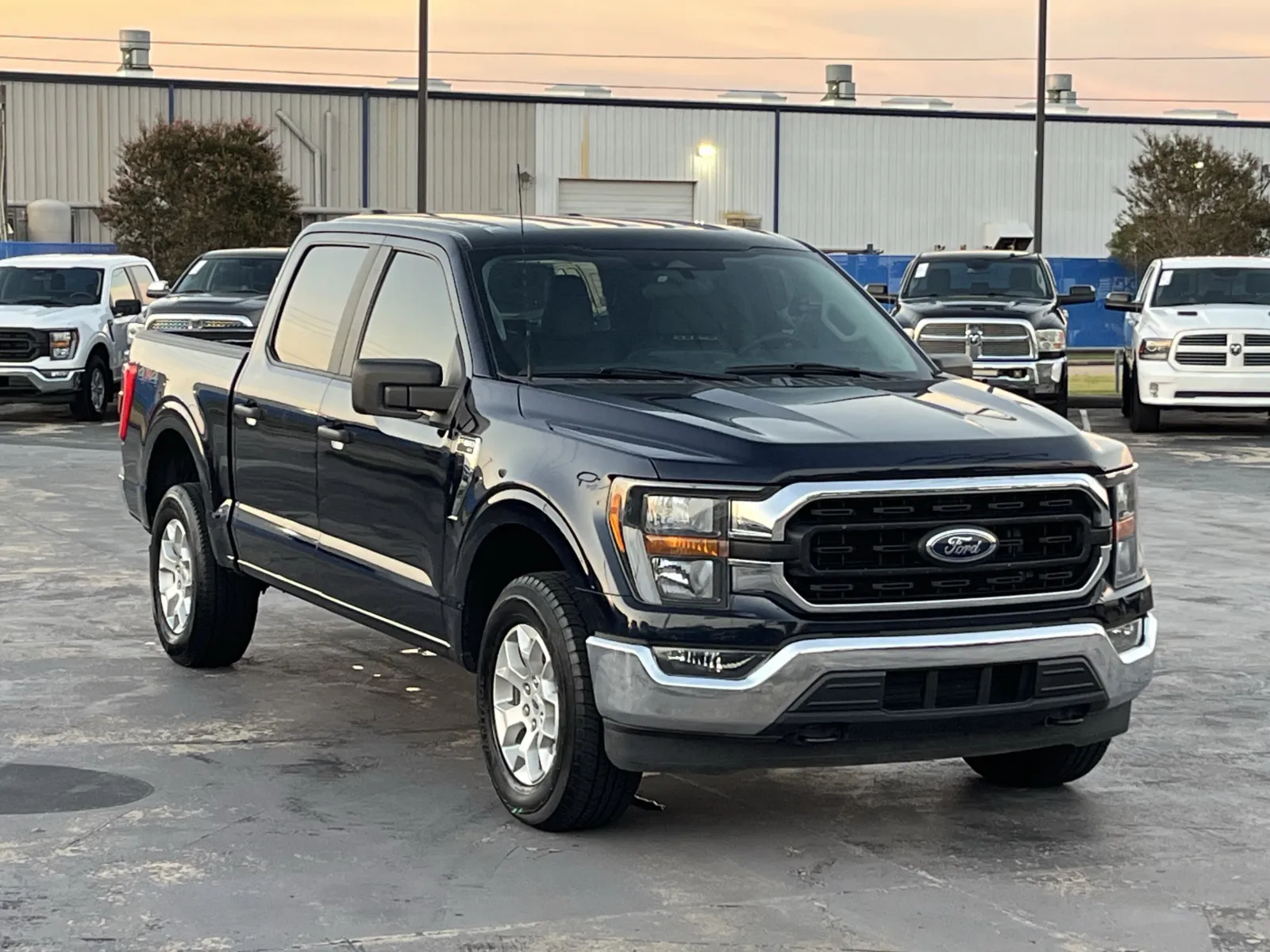 Ford F-150 photo 3