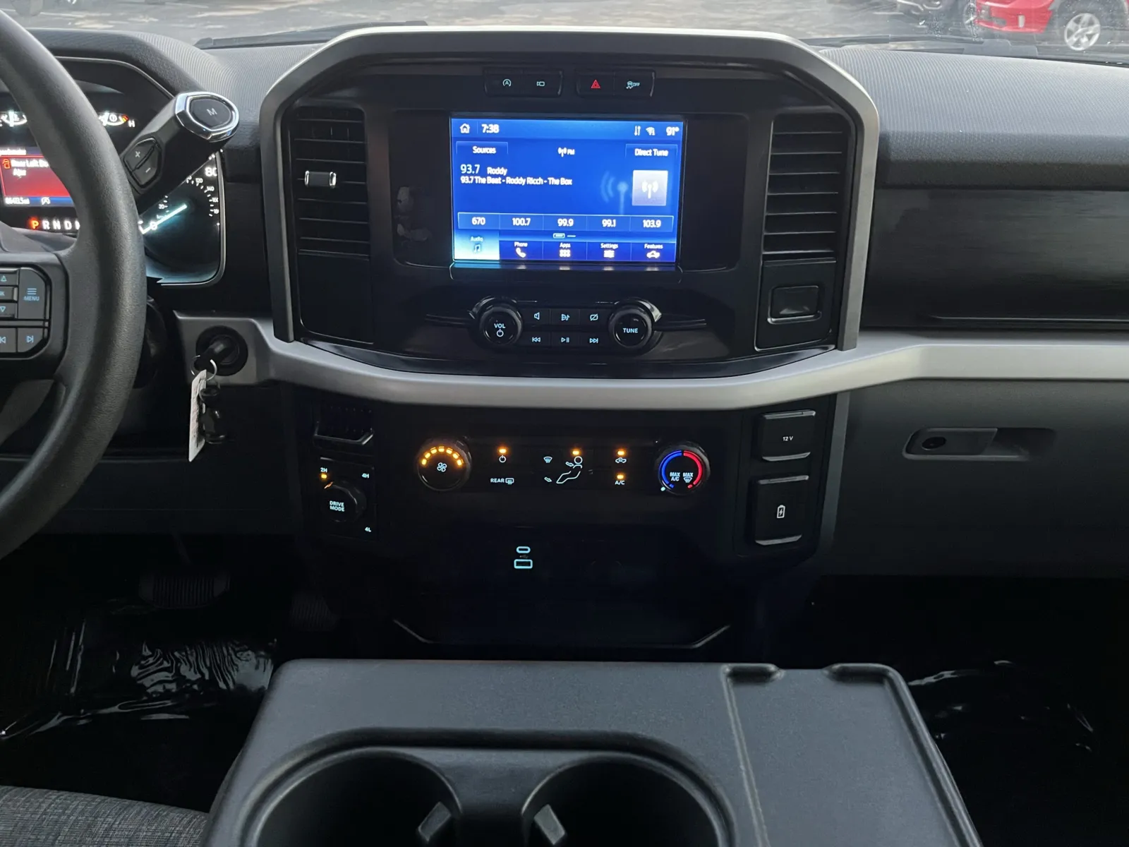 Ford F-150 photo 21