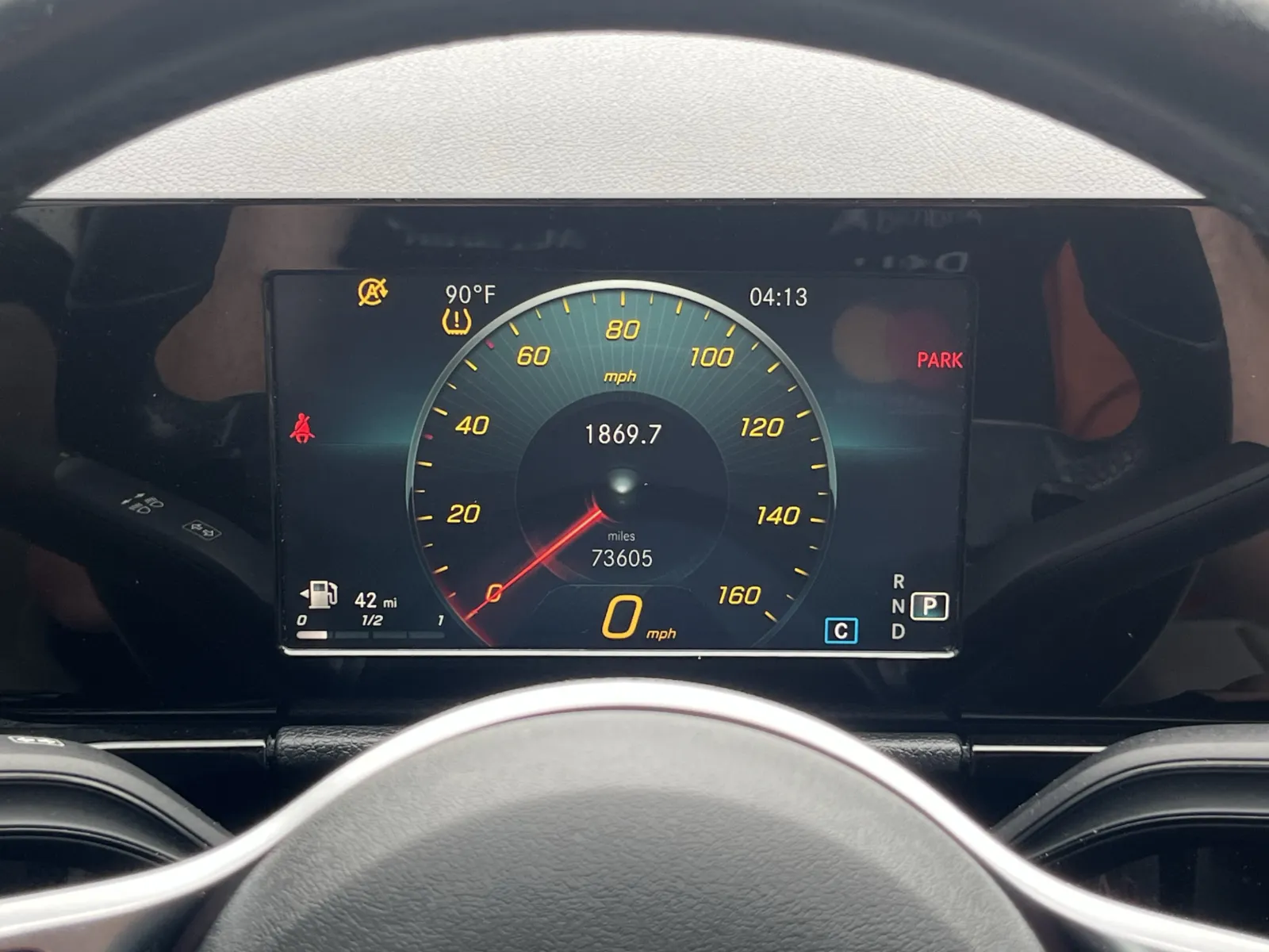 Mercedes-Benz GLA photo 21