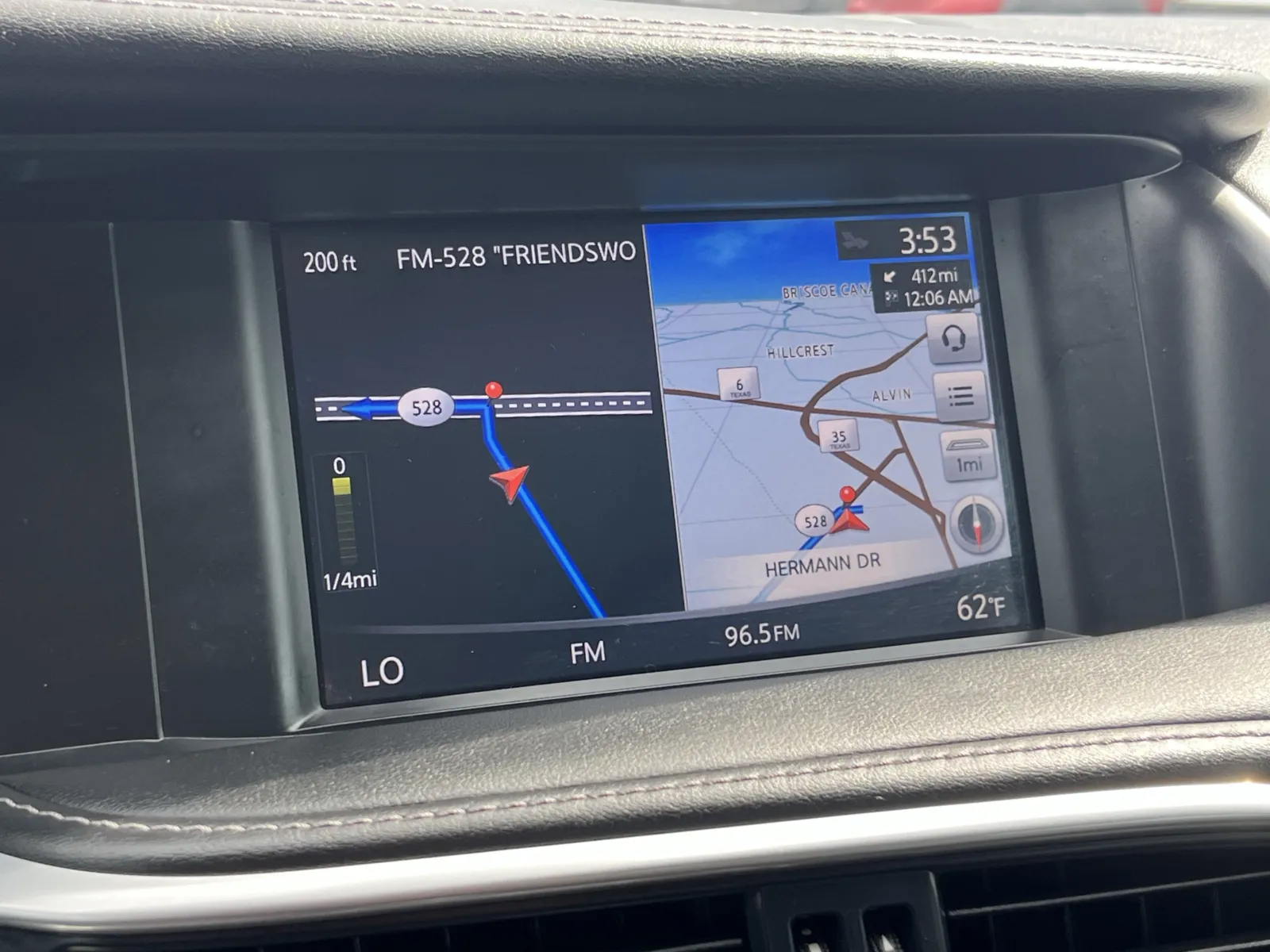 Infiniti QX30 photo 6