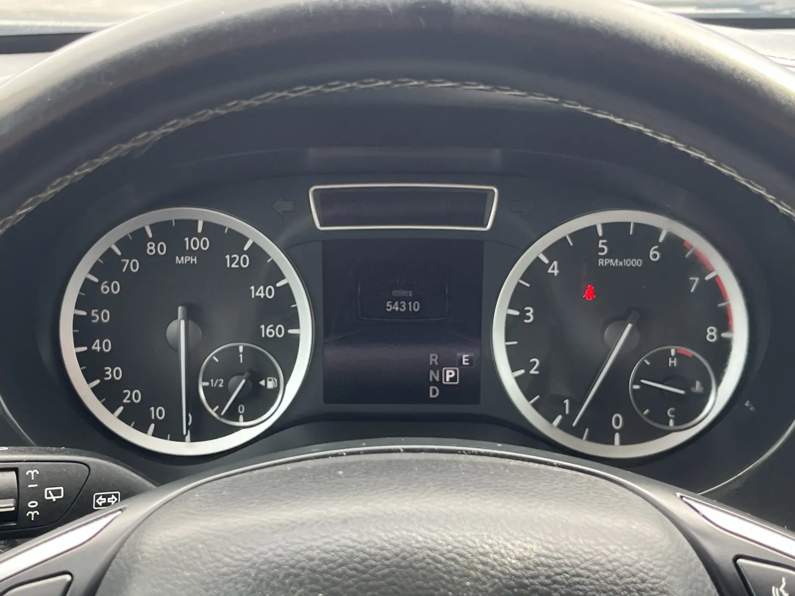 Infiniti QX30 photo 21