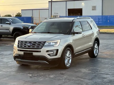Photos of 2017 Ford Explorer Limited for sale in Alvin, TX at Auto Boutique Texas