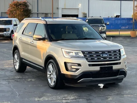 Another view of 2017 Ford Explorer Limited for sale in Alvin, TX at Auto Boutique Texas
