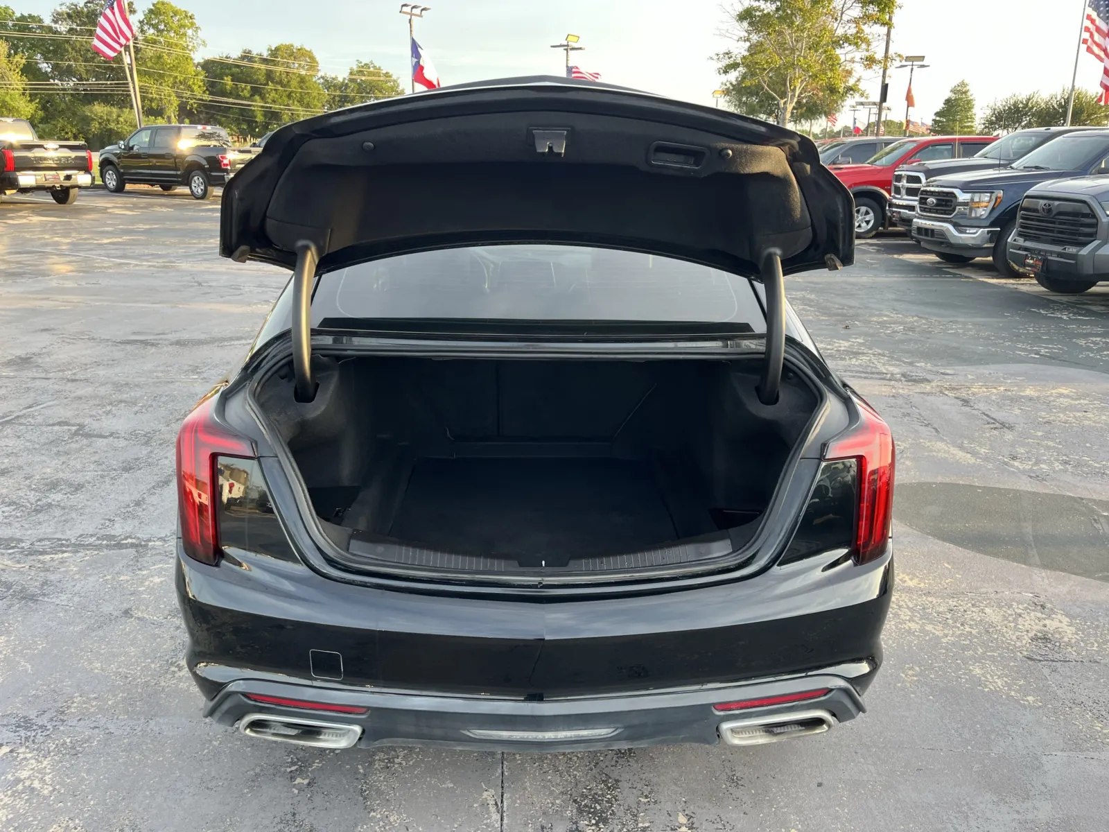 Cadillac CT5 photo 11