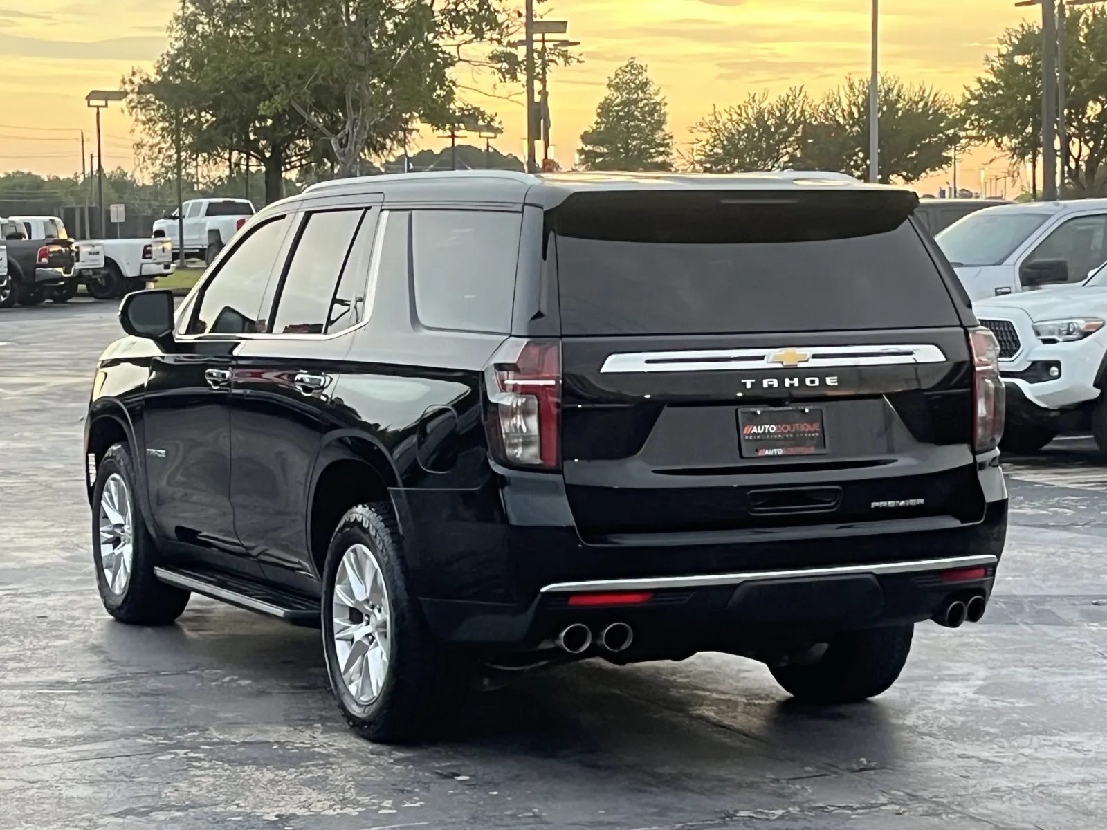 Chevrolet Tahoe photo 9