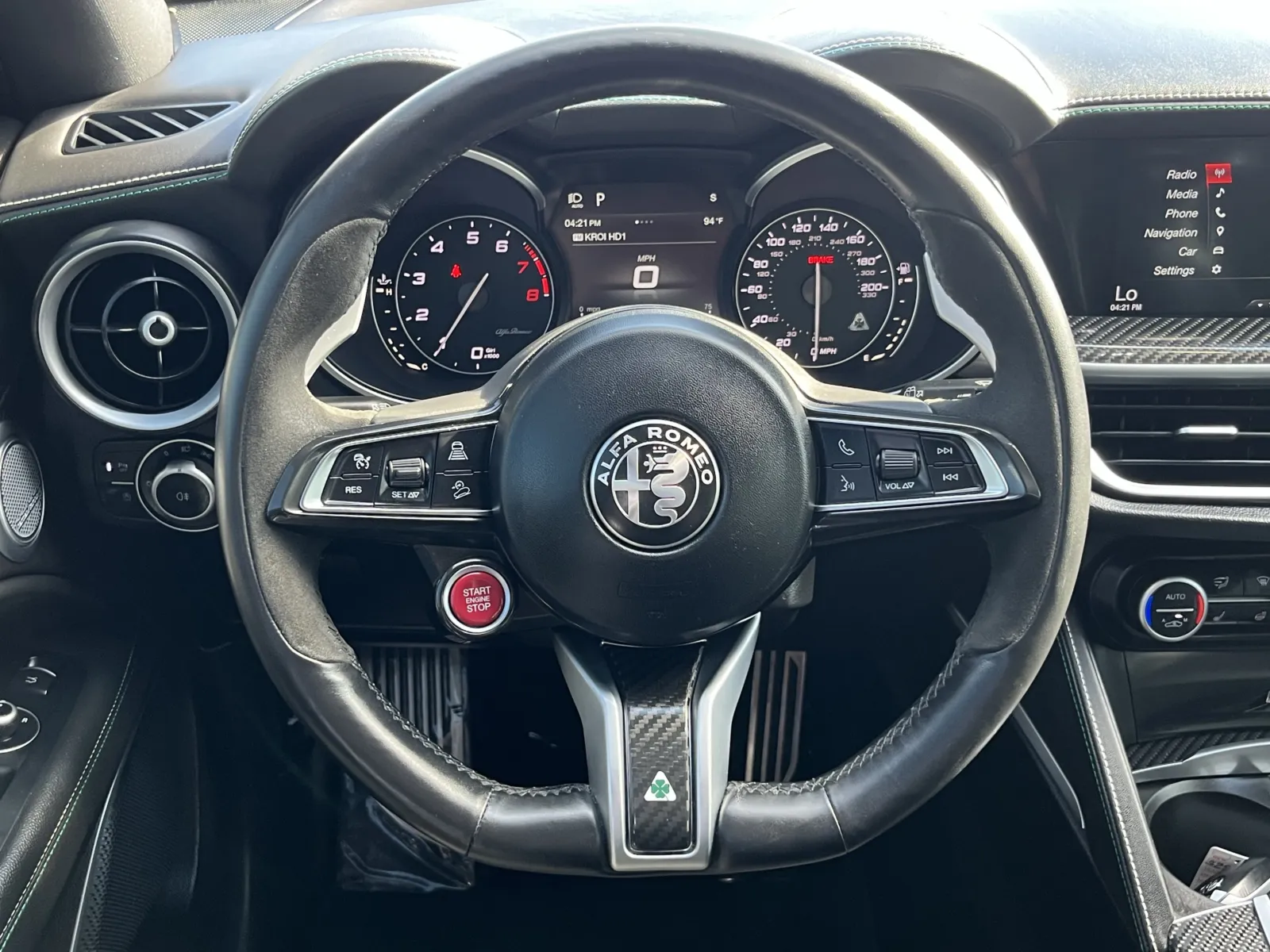 Alfa Romeo Stelvio photo 19