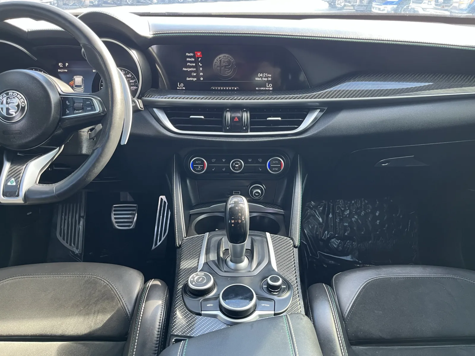 Alfa Romeo Stelvio photo 25