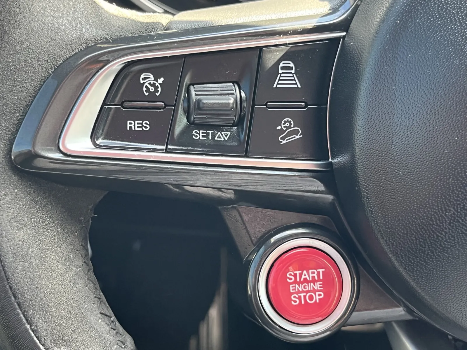 Alfa Romeo Stelvio photo 20