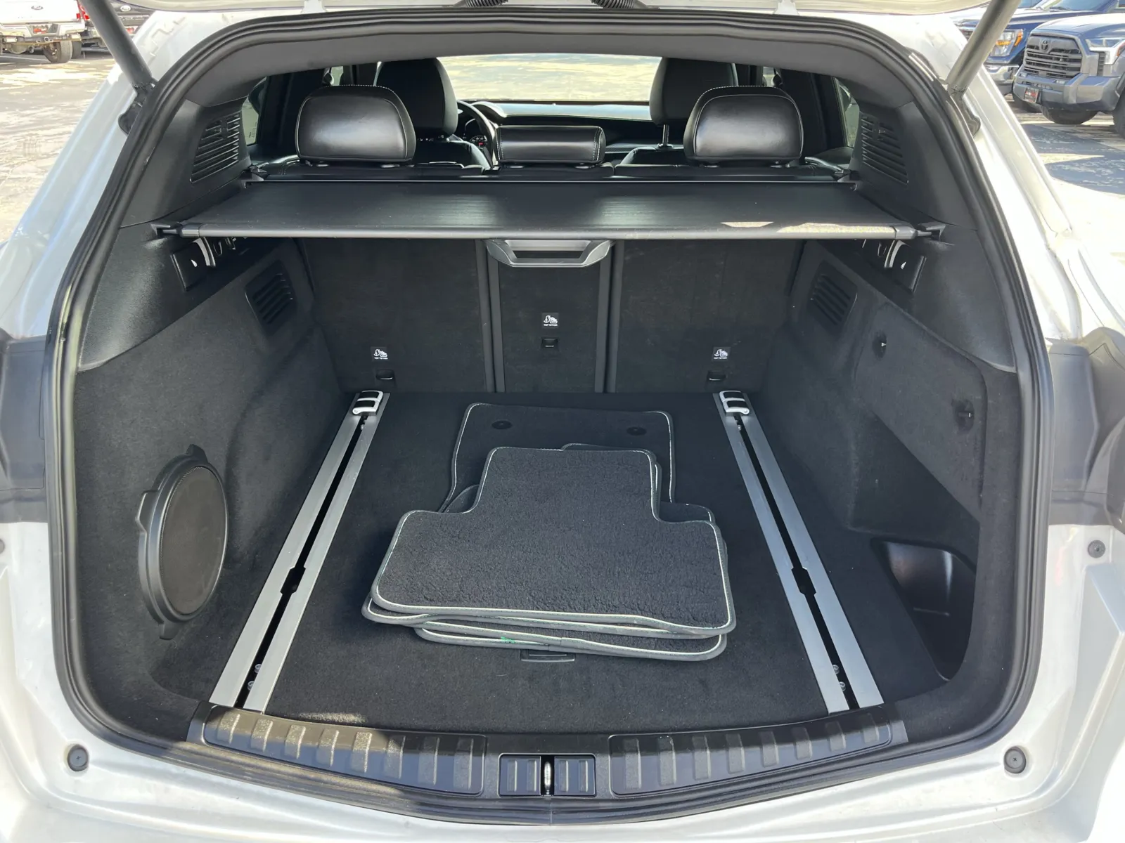 Alfa Romeo Stelvio photo 13