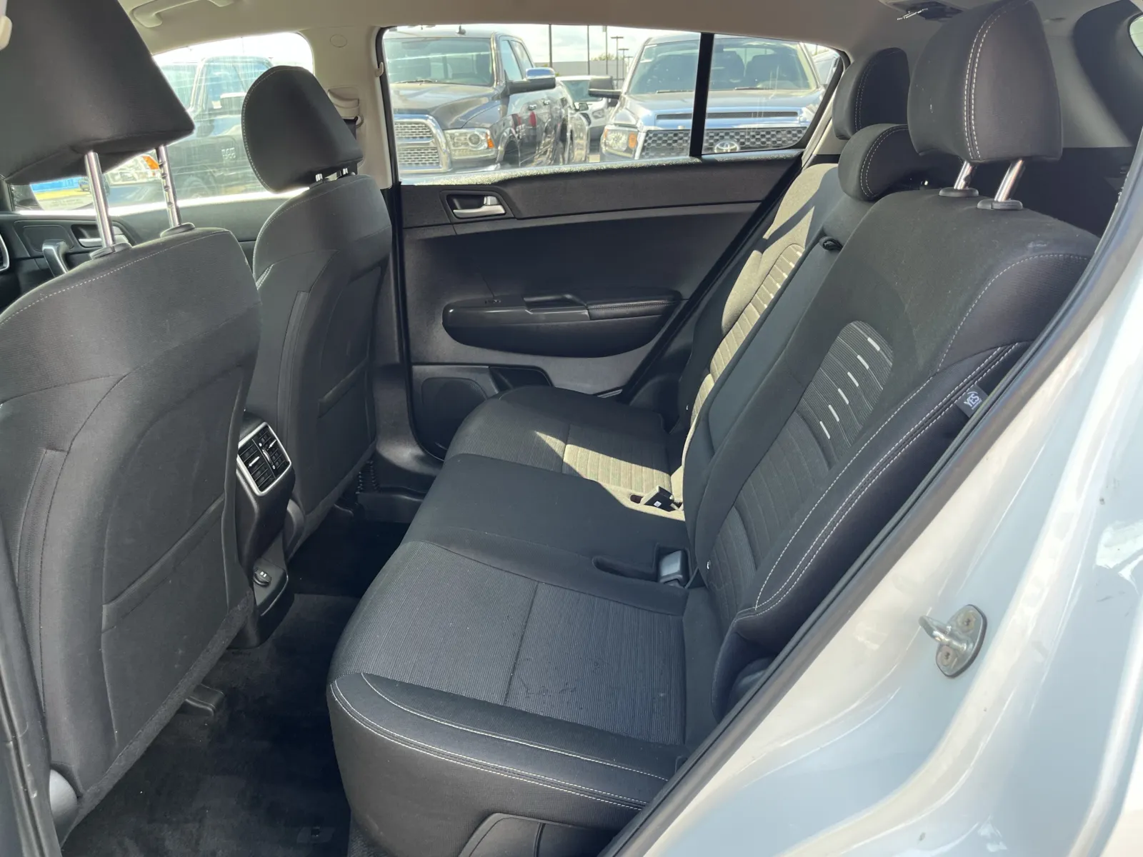 Kia Sportage photo 28