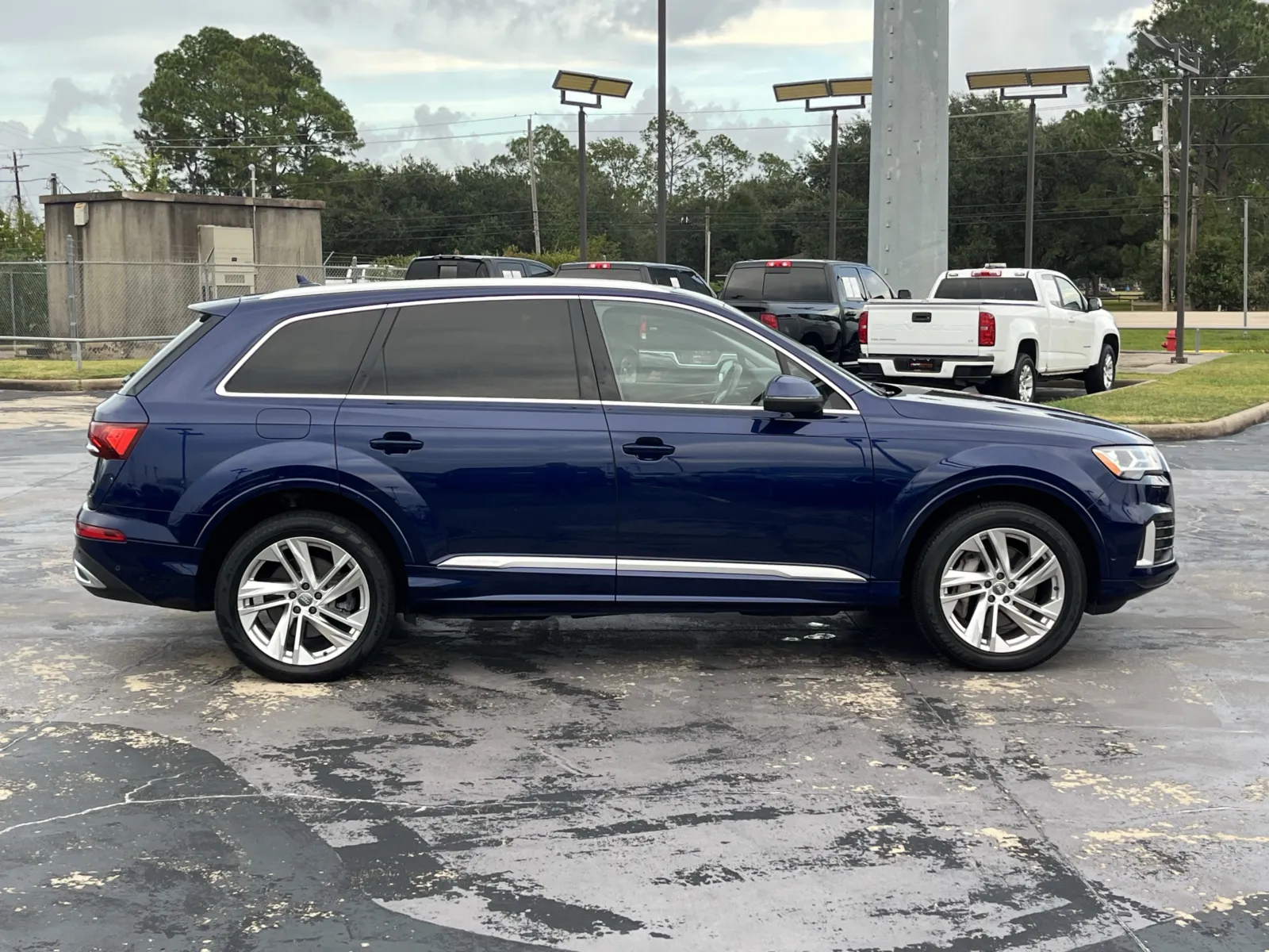 Audi Q7 photo 11