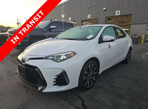 White 2017 Toyota Corolla SE for sale in Alvin, TX