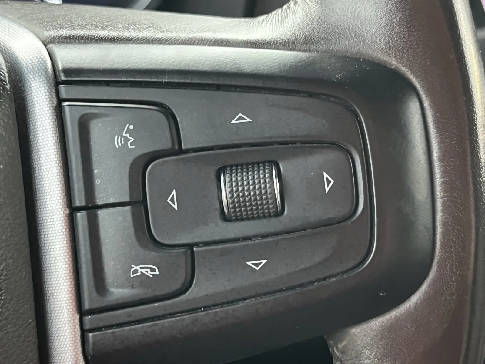 GMC Yukon photo 20