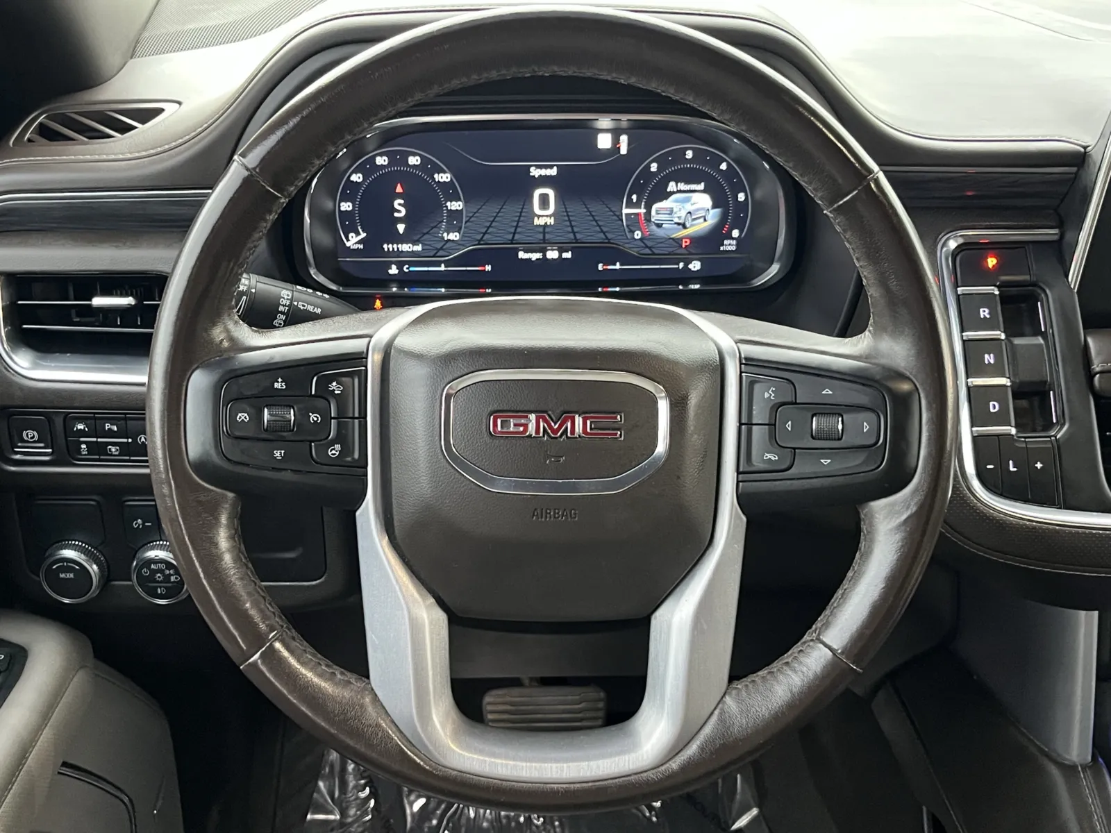 GMC Yukon photo 18