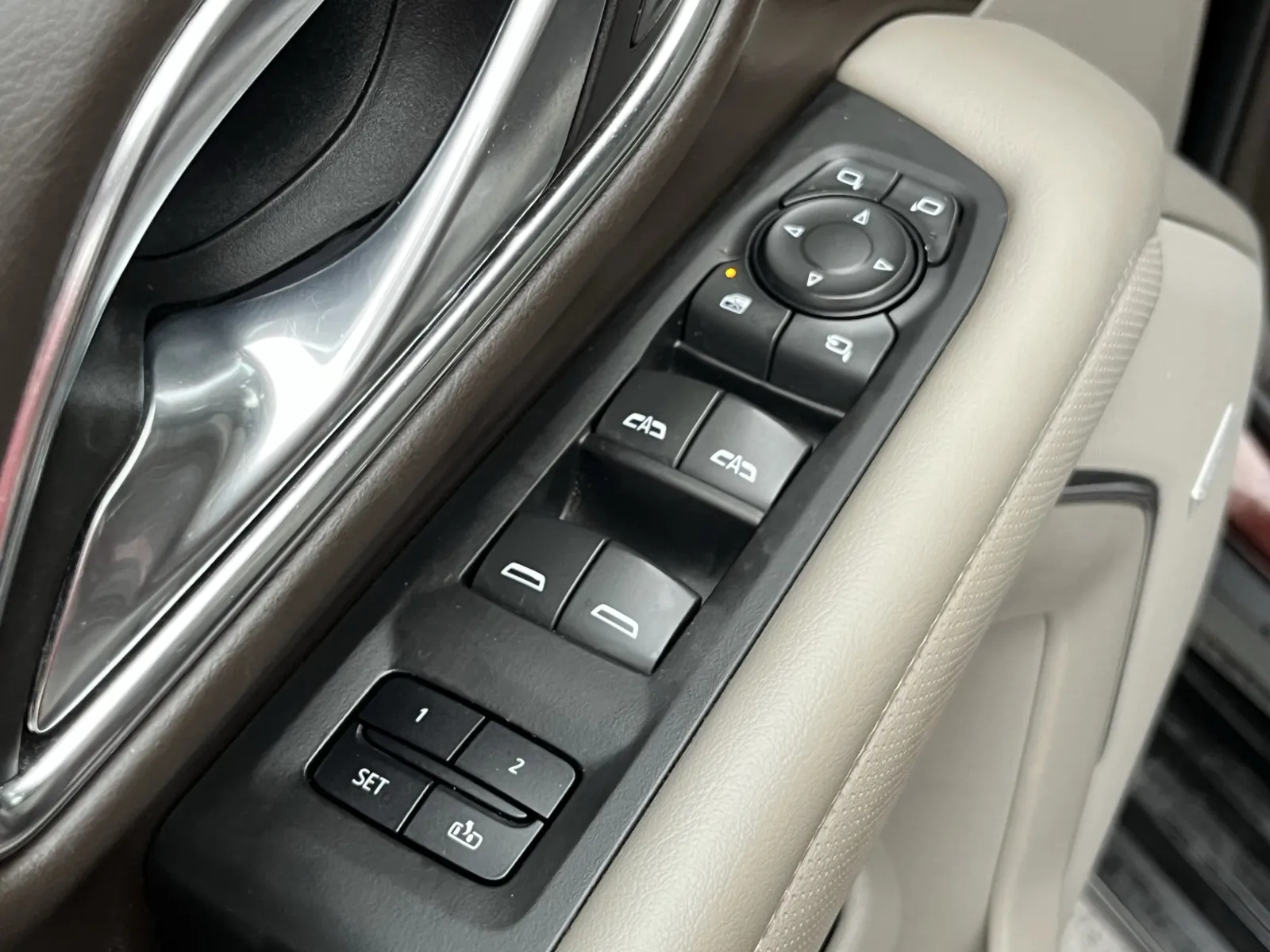 GMC Yukon photo 25
