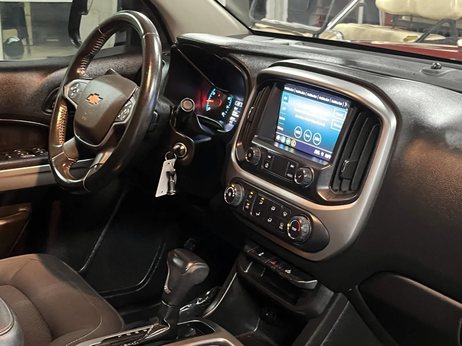 Chevrolet Colorado photo 13