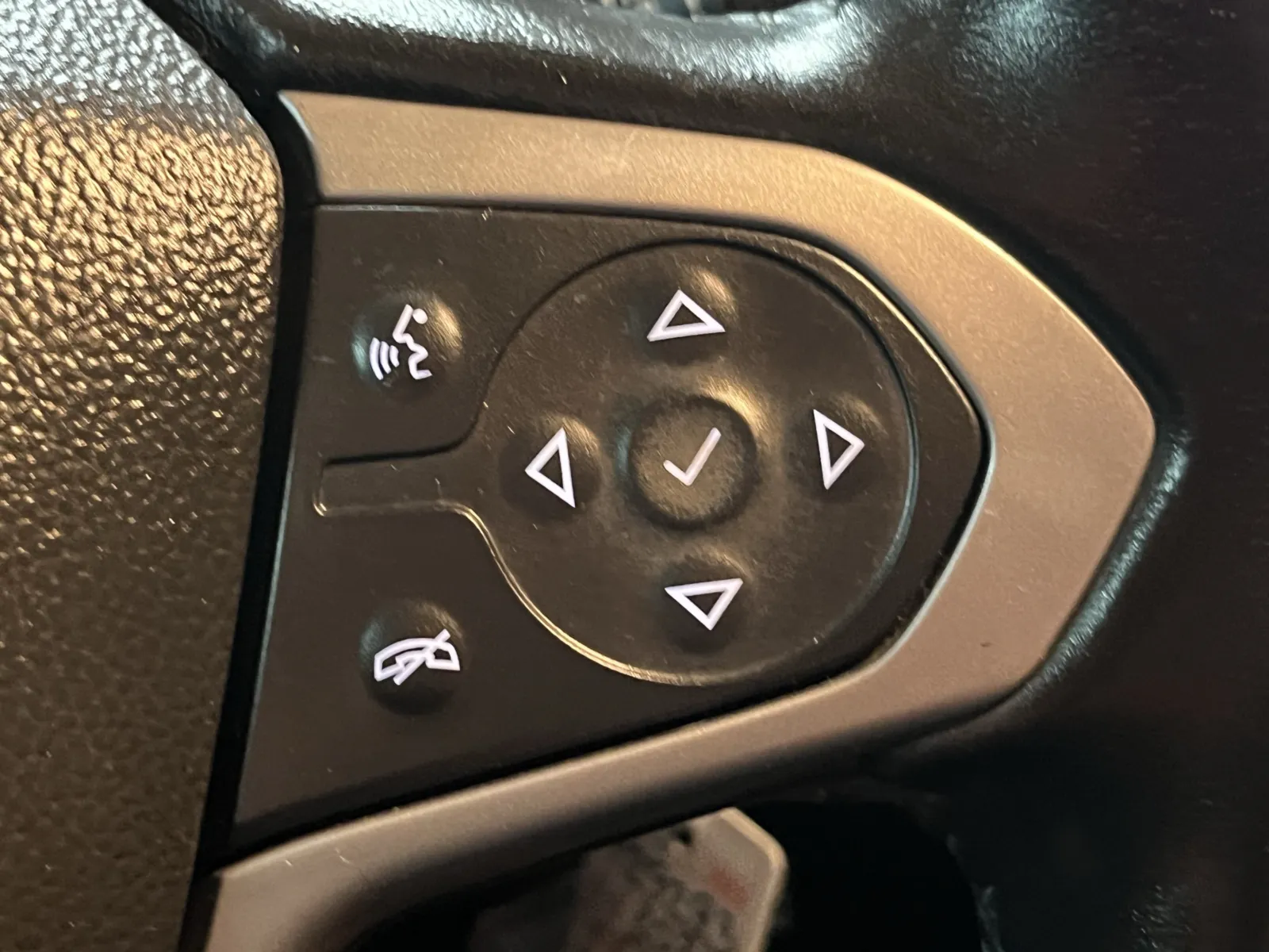 Chevrolet Colorado photo 17
