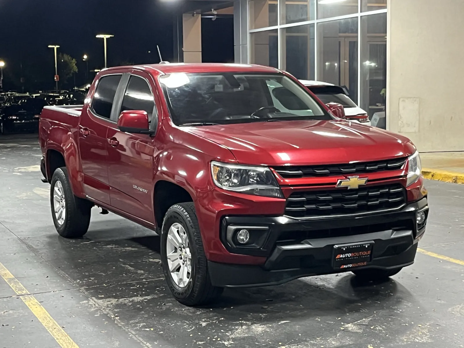 Chevrolet Colorado photo 2