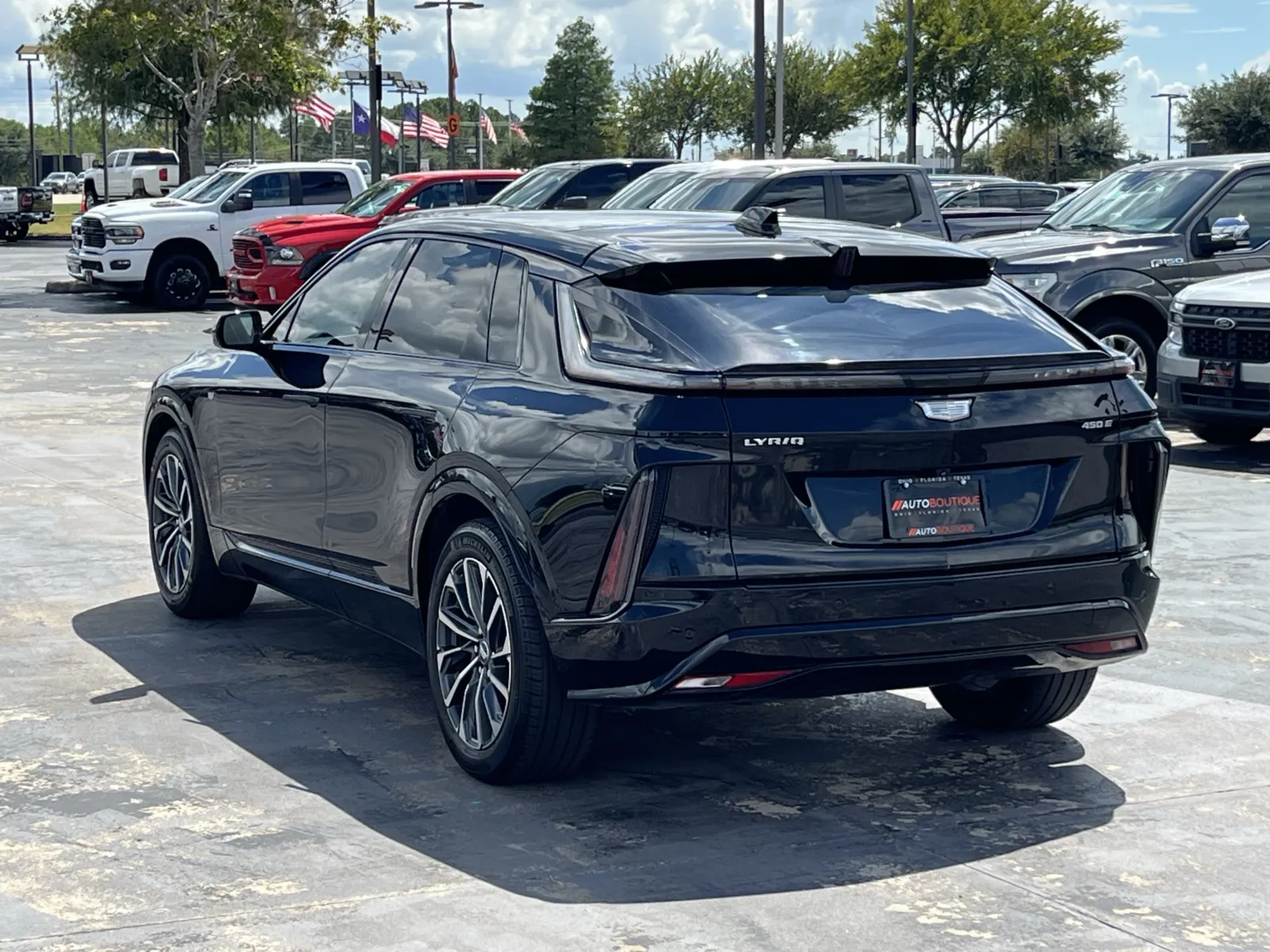 Cadillac Lyriq photo 10