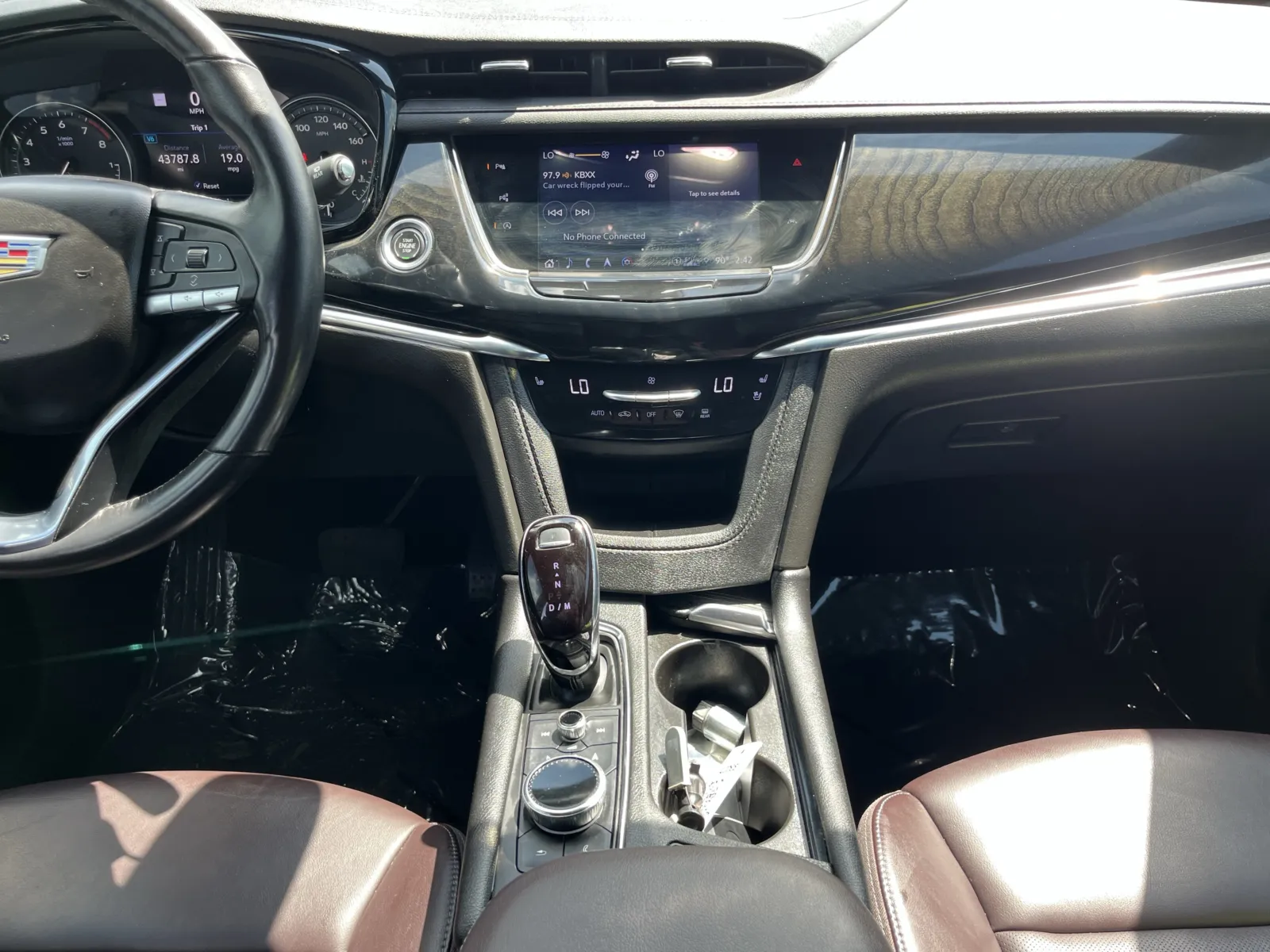 Cadillac XT6 photo 21
