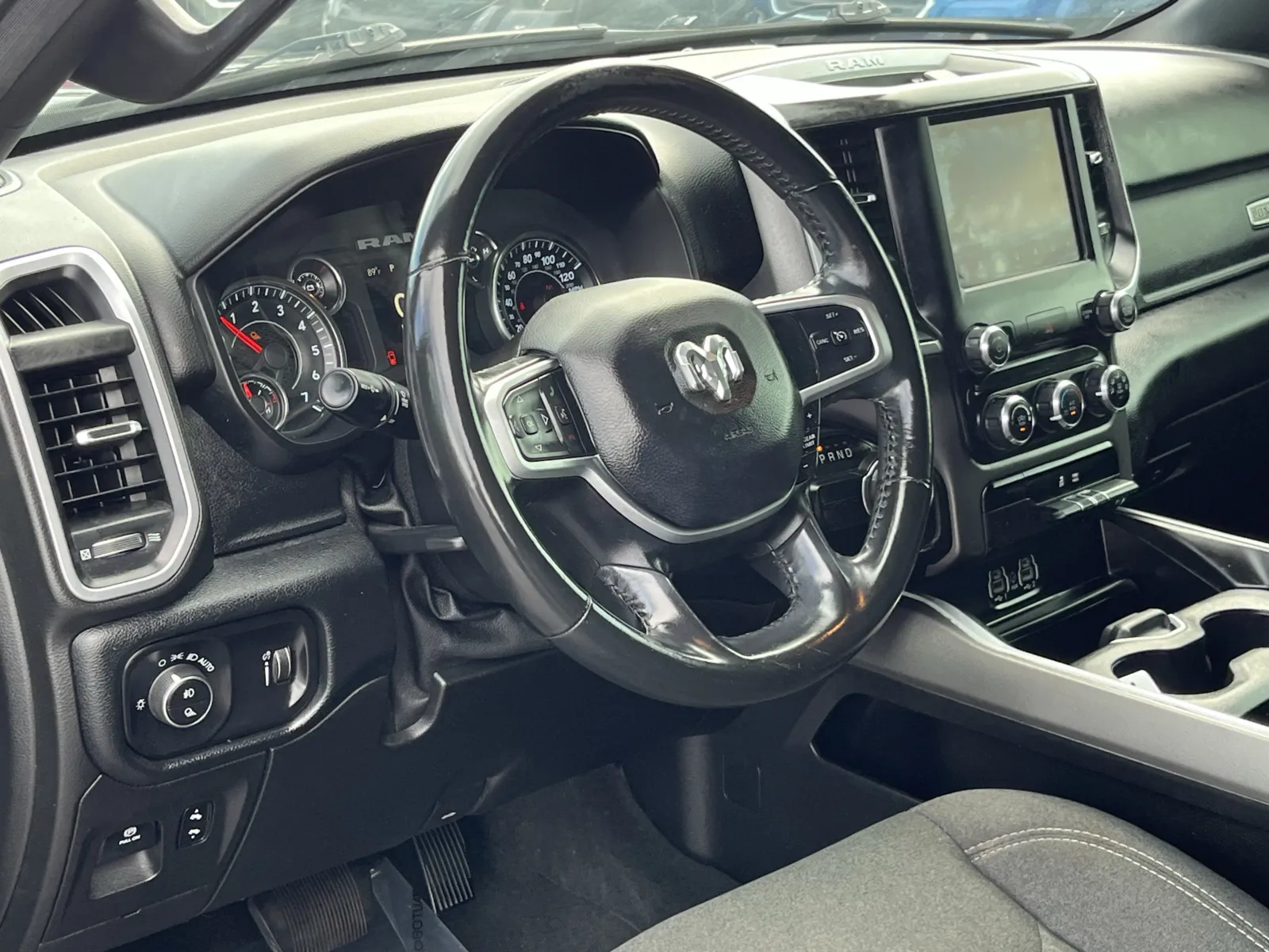 Ram 1500 photo 12