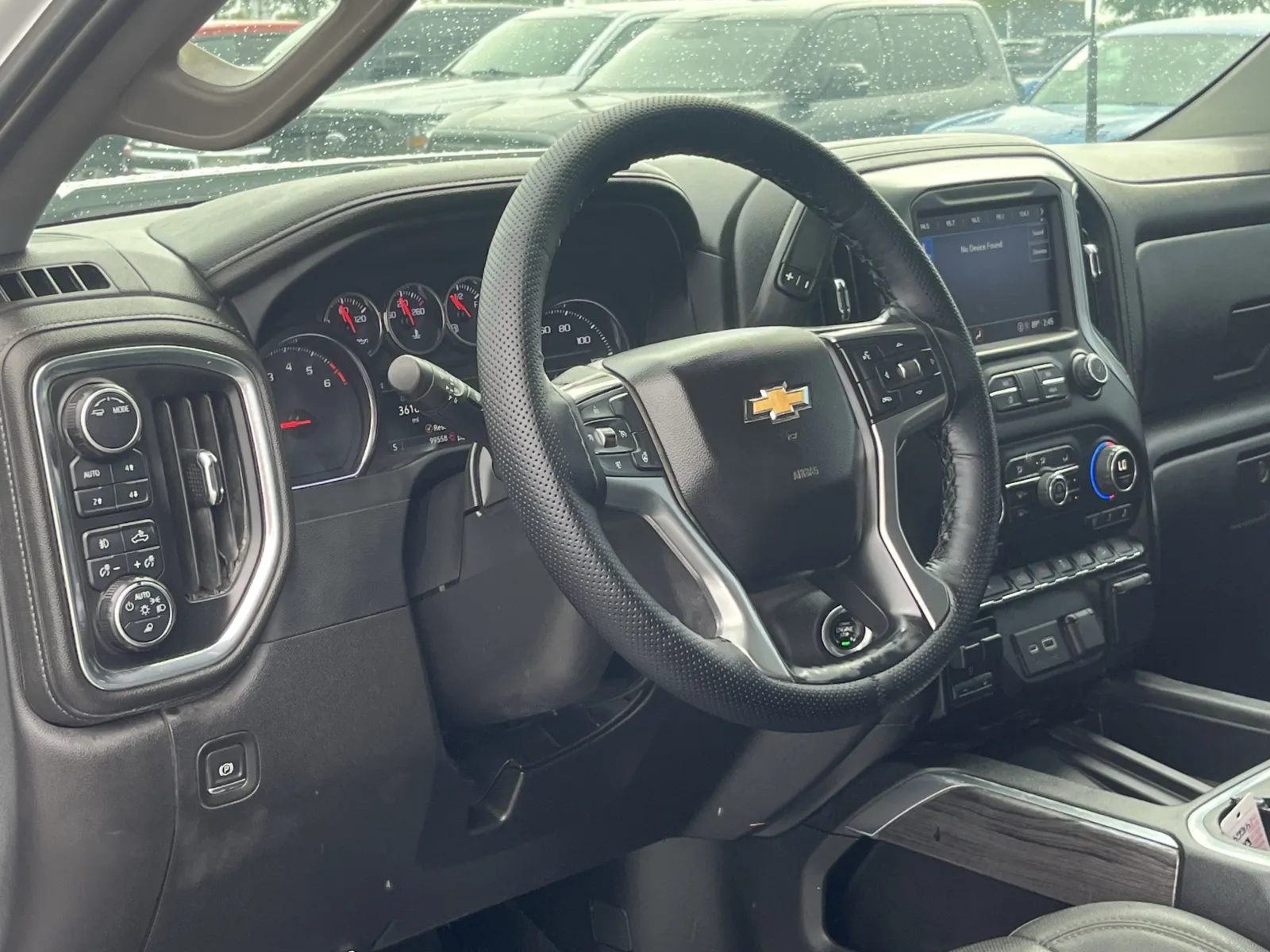 Chevrolet Silverado photo 12