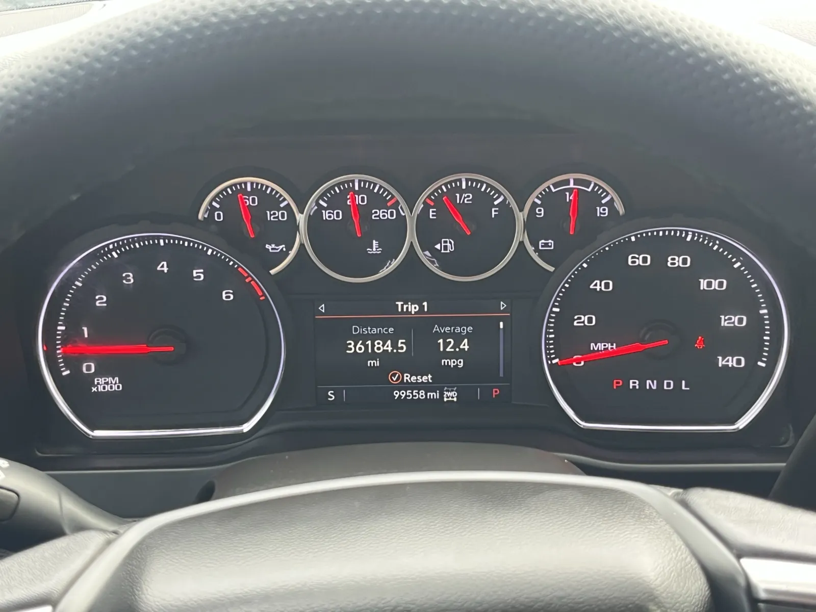 Chevrolet Silverado photo 18
