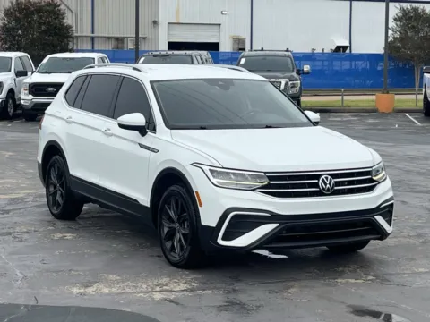 Another view of 2024 Volkswagen Tiguan SE for sale in Alvin, TX at Auto Boutique Texas