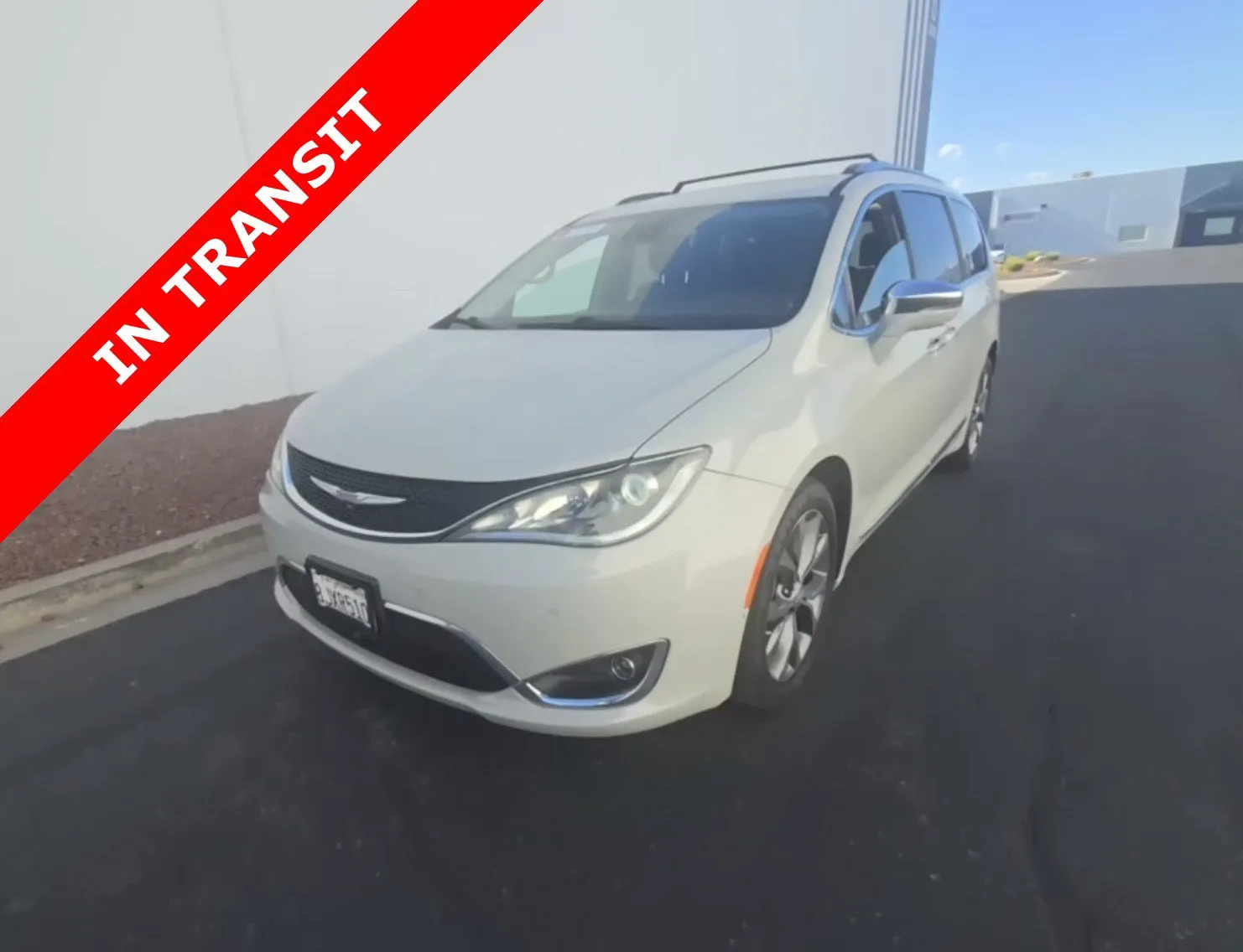 White 2019 Chrysler Pacifica Limited for sale in Alvin, TX