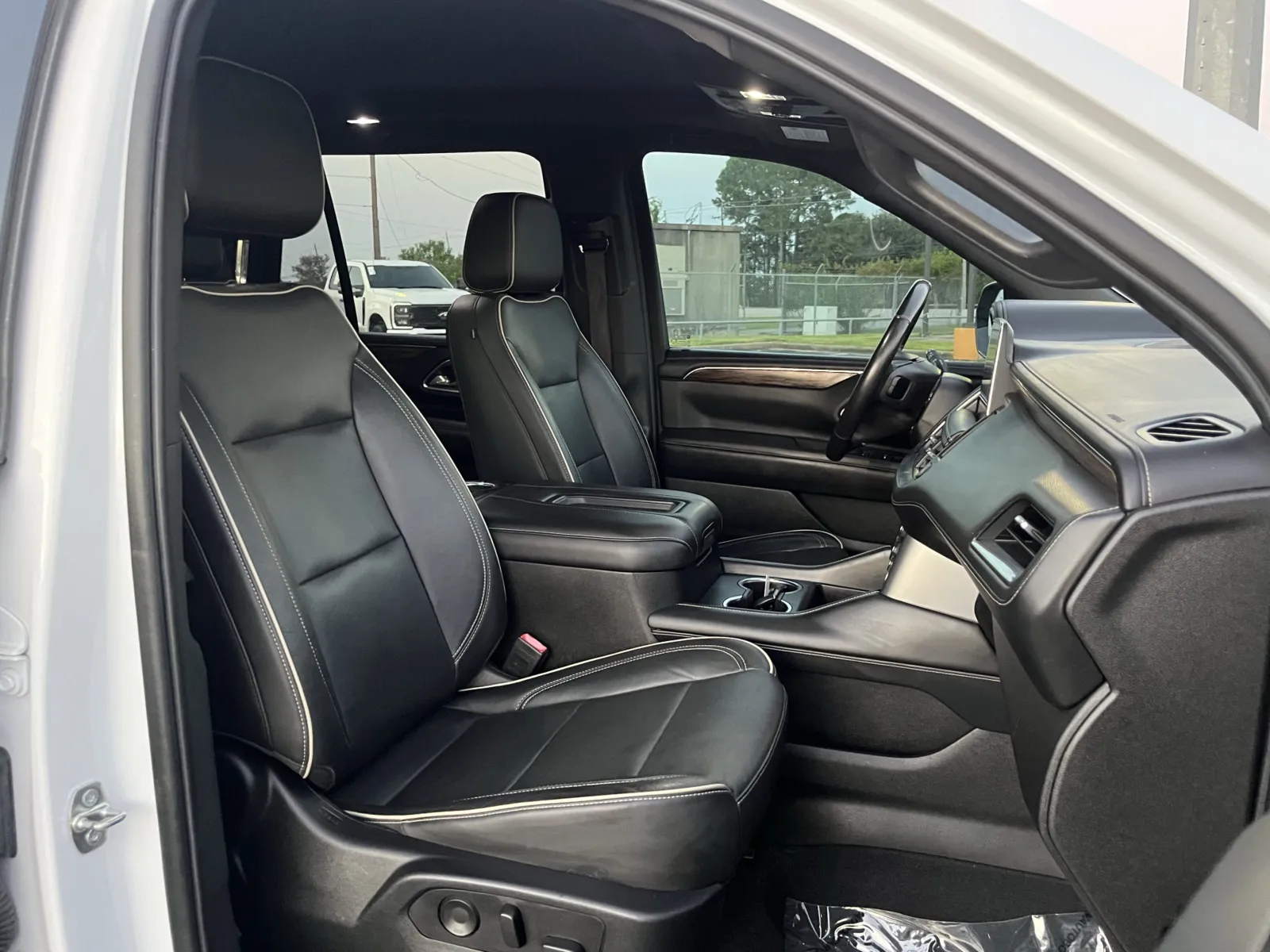 Chevrolet Tahoe photo 32