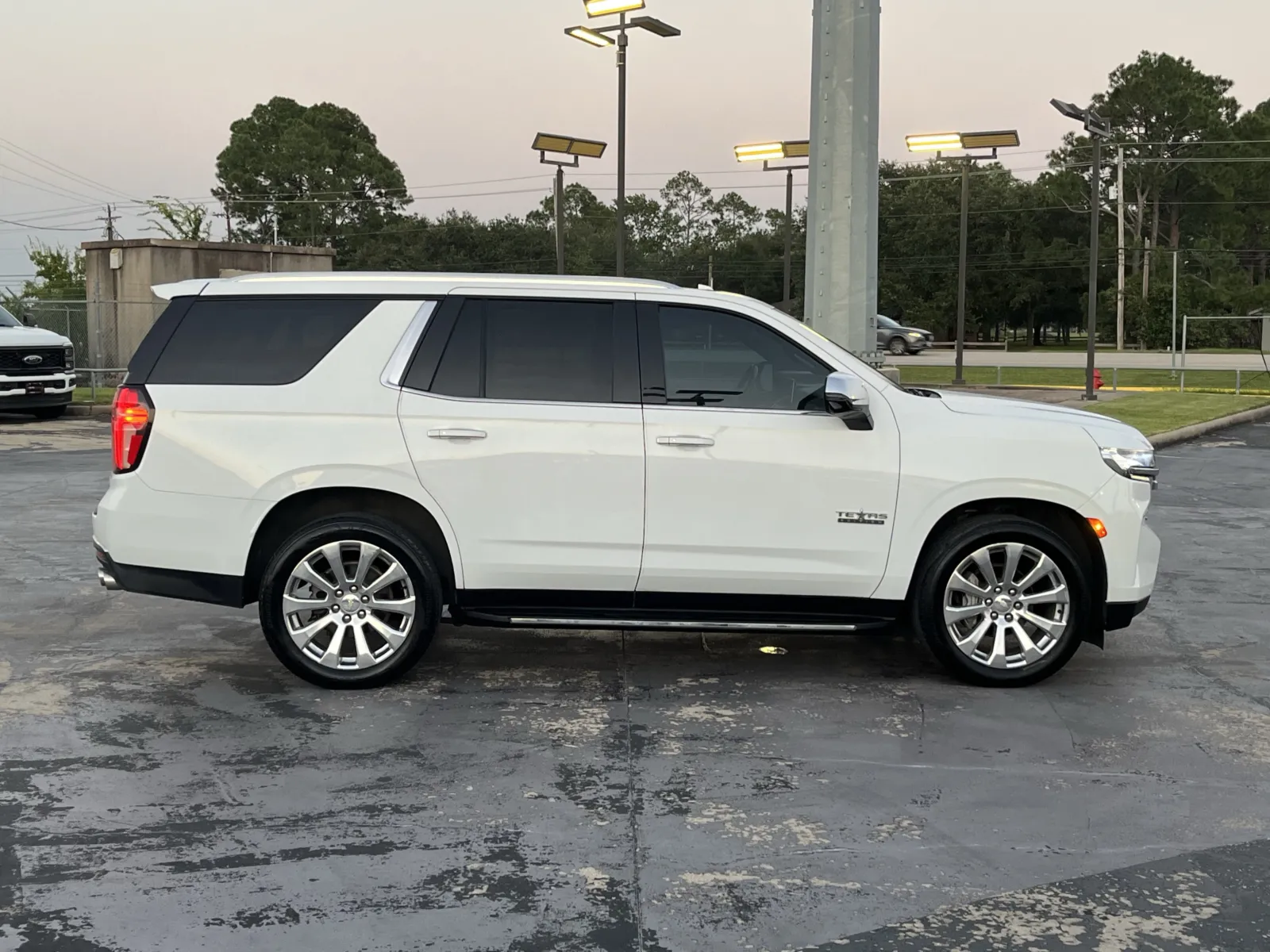 Chevrolet Tahoe photo 13