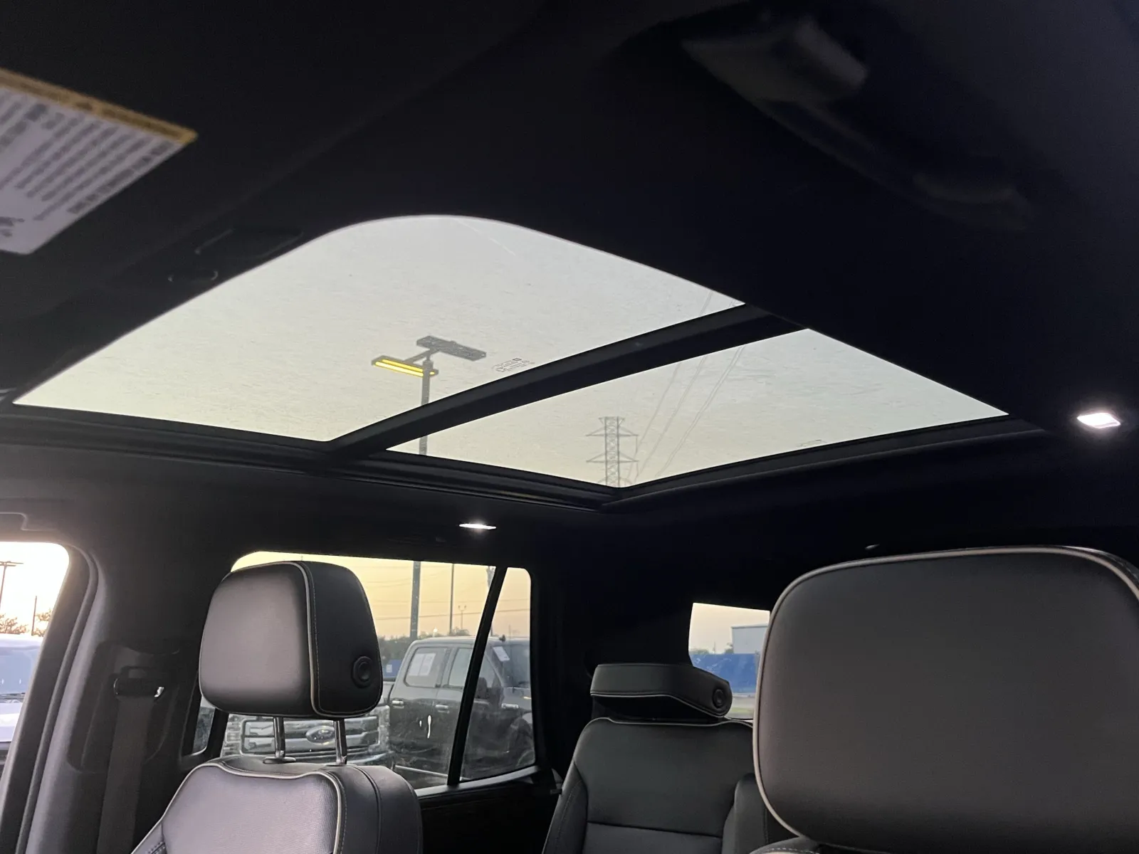 Chevrolet Tahoe photo 9