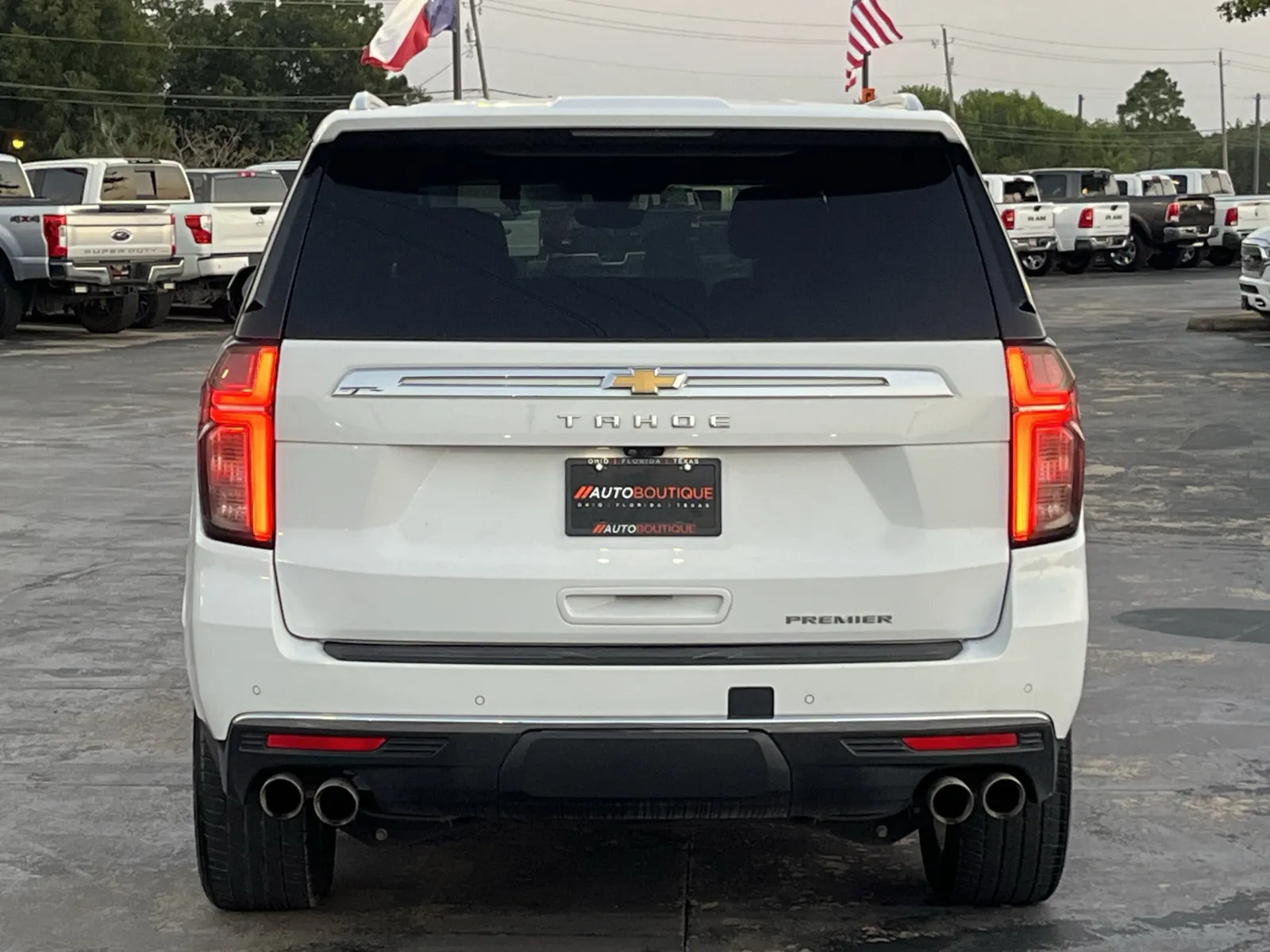 Chevrolet Tahoe photo 10