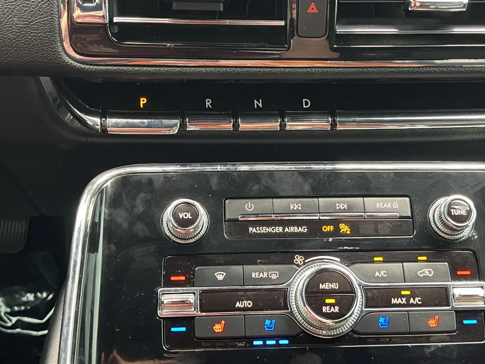 Lincoln Navigator photo 21