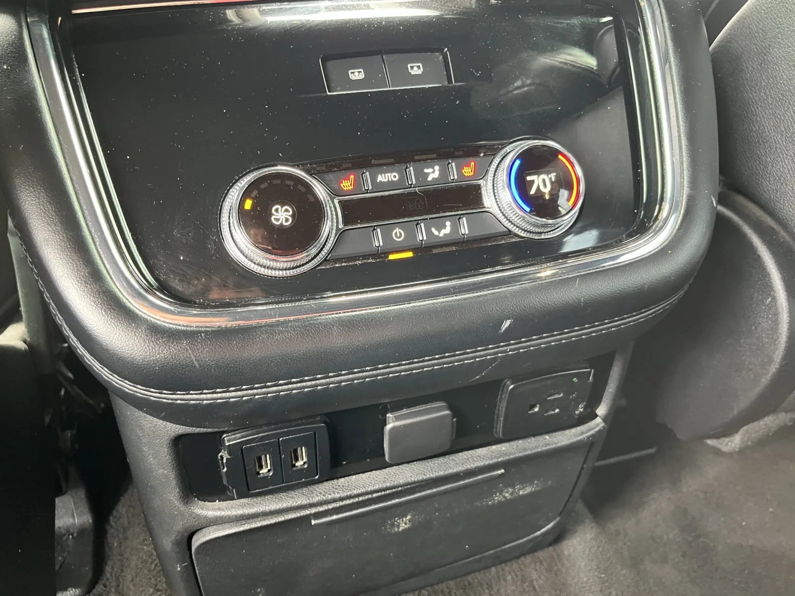 Lincoln Navigator photo 27
