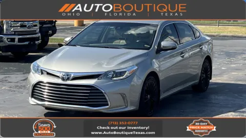 Gold 2018 Toyota Avalon Limited for sale in Alvin, TX