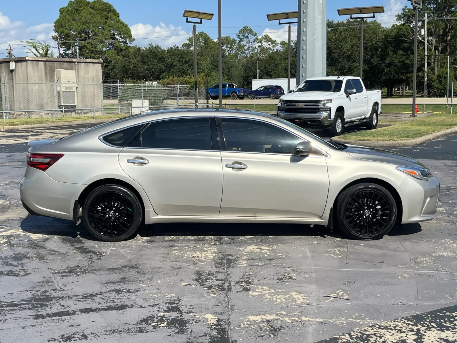 Toyota Avalon photo 11